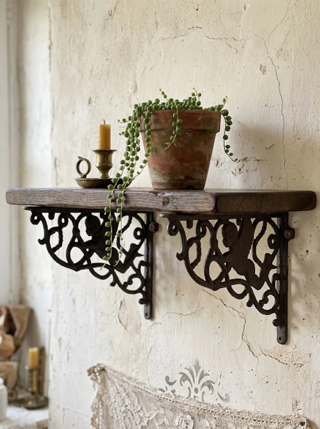 Decorative ornament (2) - Set of 2 Cast Iron Angel Wall...