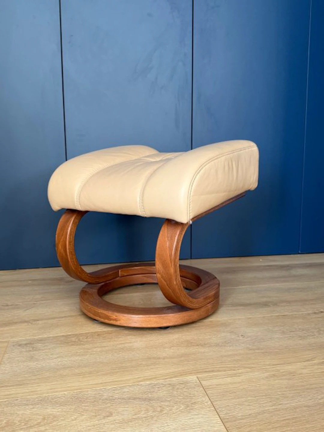 Himolla - Ottoman - QS 25 - Leather, Wood