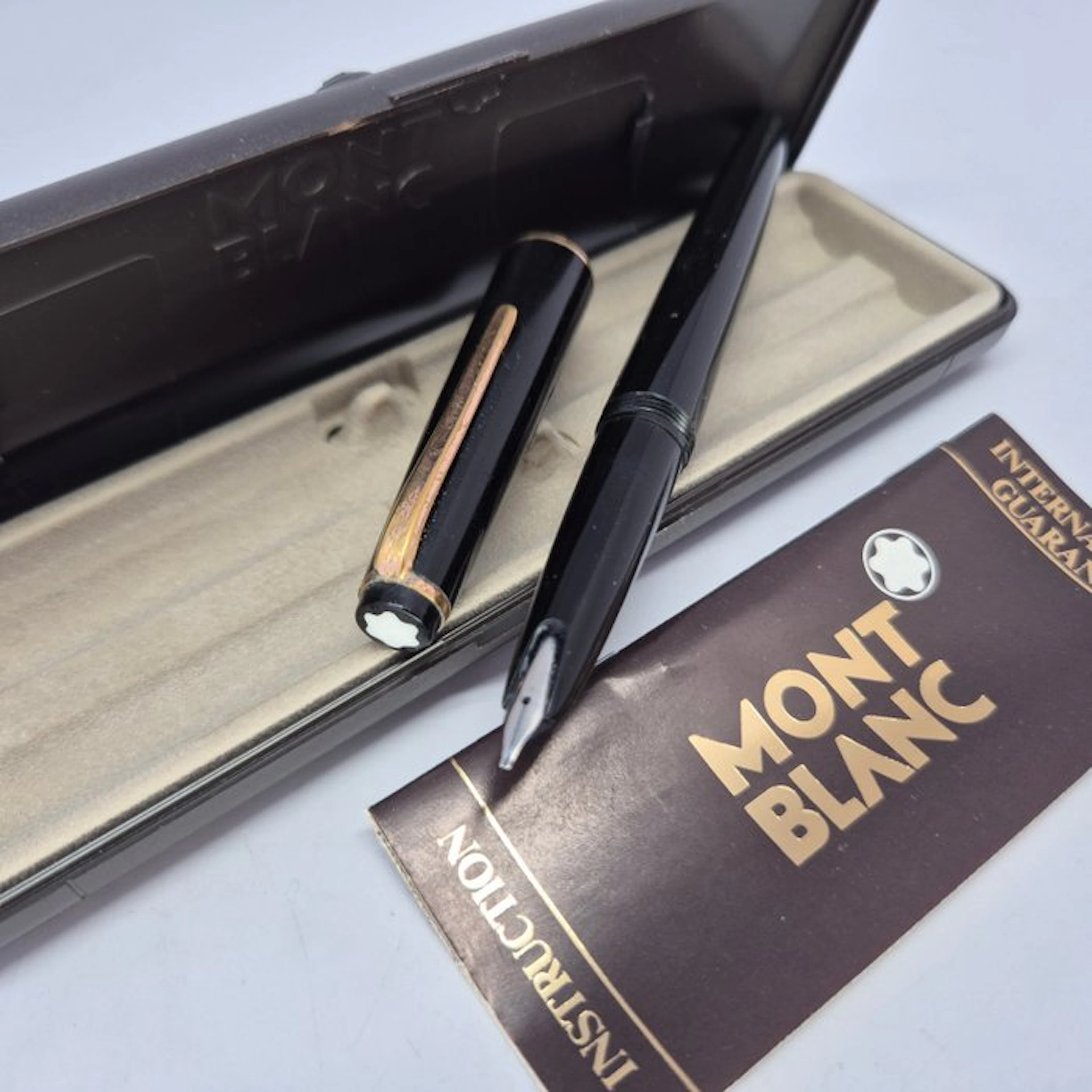Montblanc - 31 - Steel nib (B) - 1960's - Box and papers...