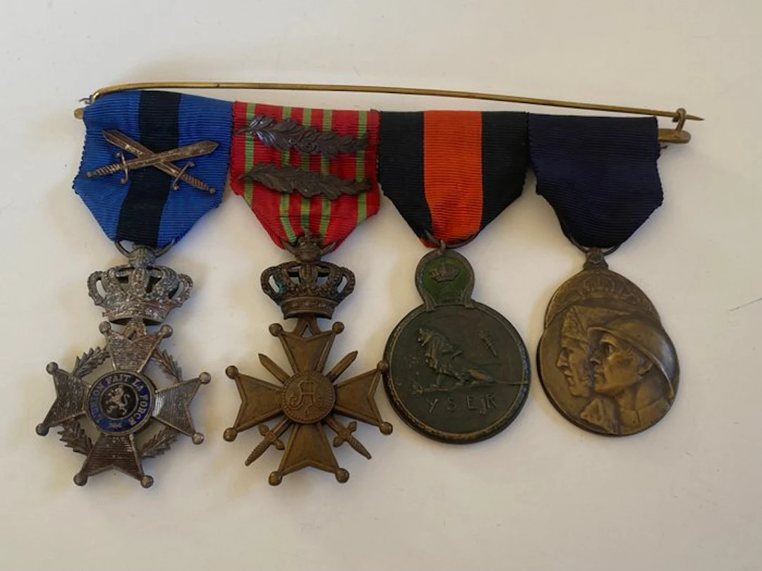 Belgium - Military medal - Belgian group of four military...