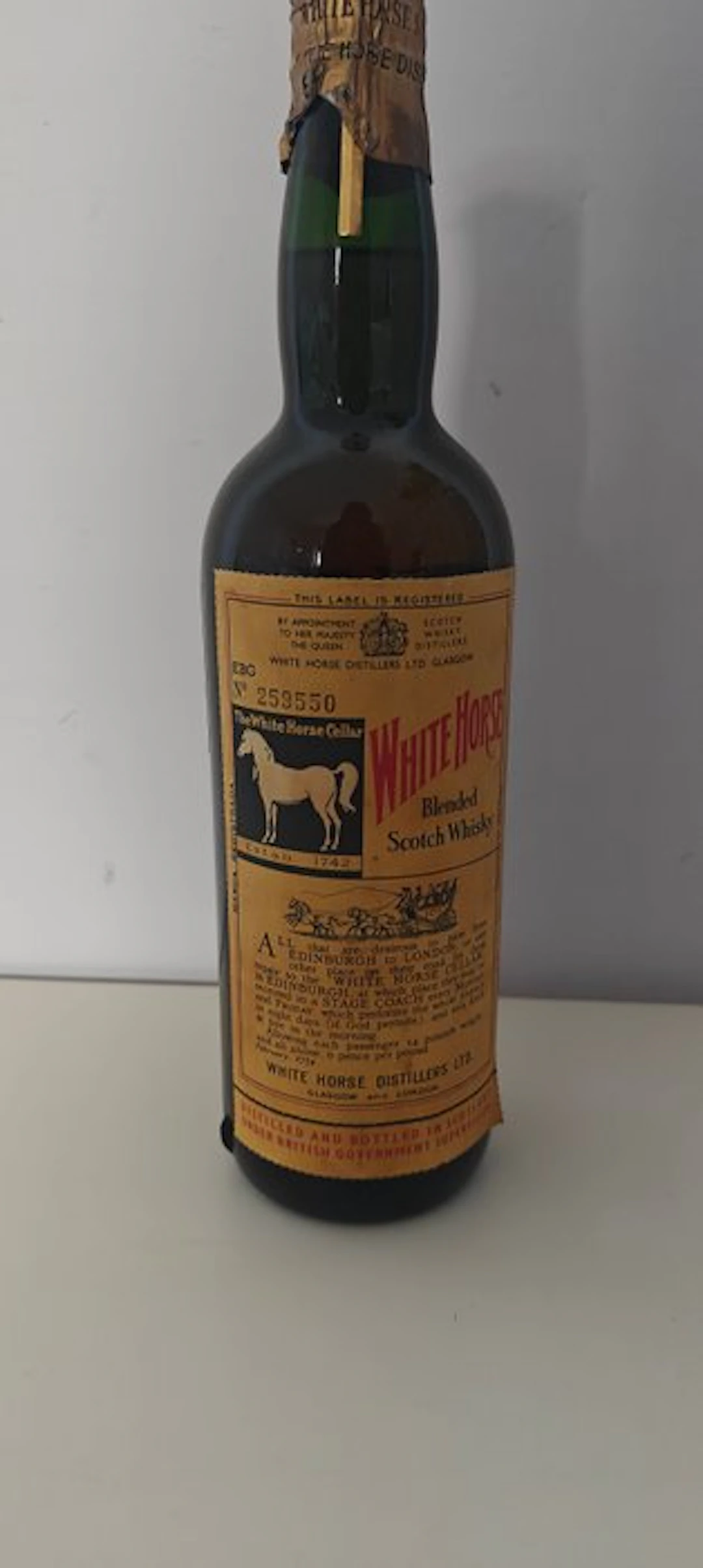White Horse Spring Cap - b. 1950s - N/A (75cl)