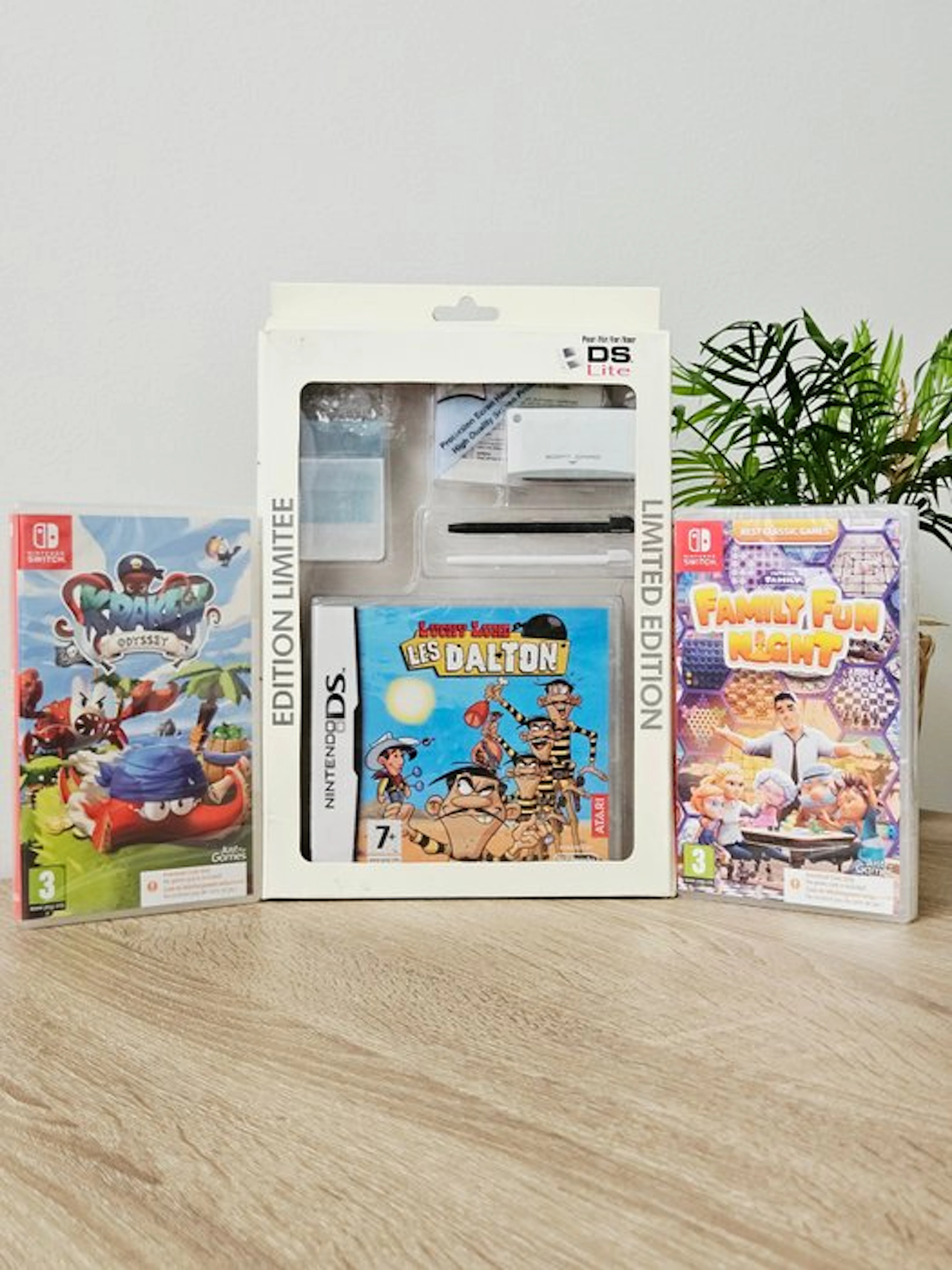 Nintendo - Nintendo Switch + 3DS - Édition Limitée 3DS...