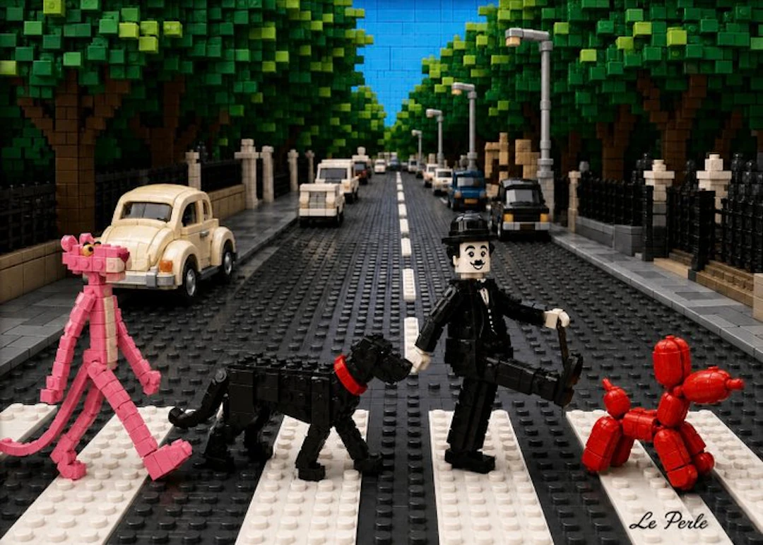 LEGO Merchandise - Pink Abbey – Luxury LEGO Street Art