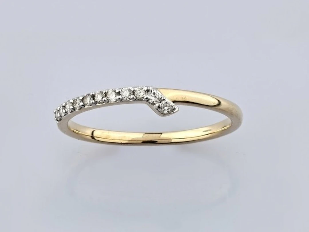 Ring - 14 kt. Yellow gold - 0.12ct. tw. Diamond (Natural)