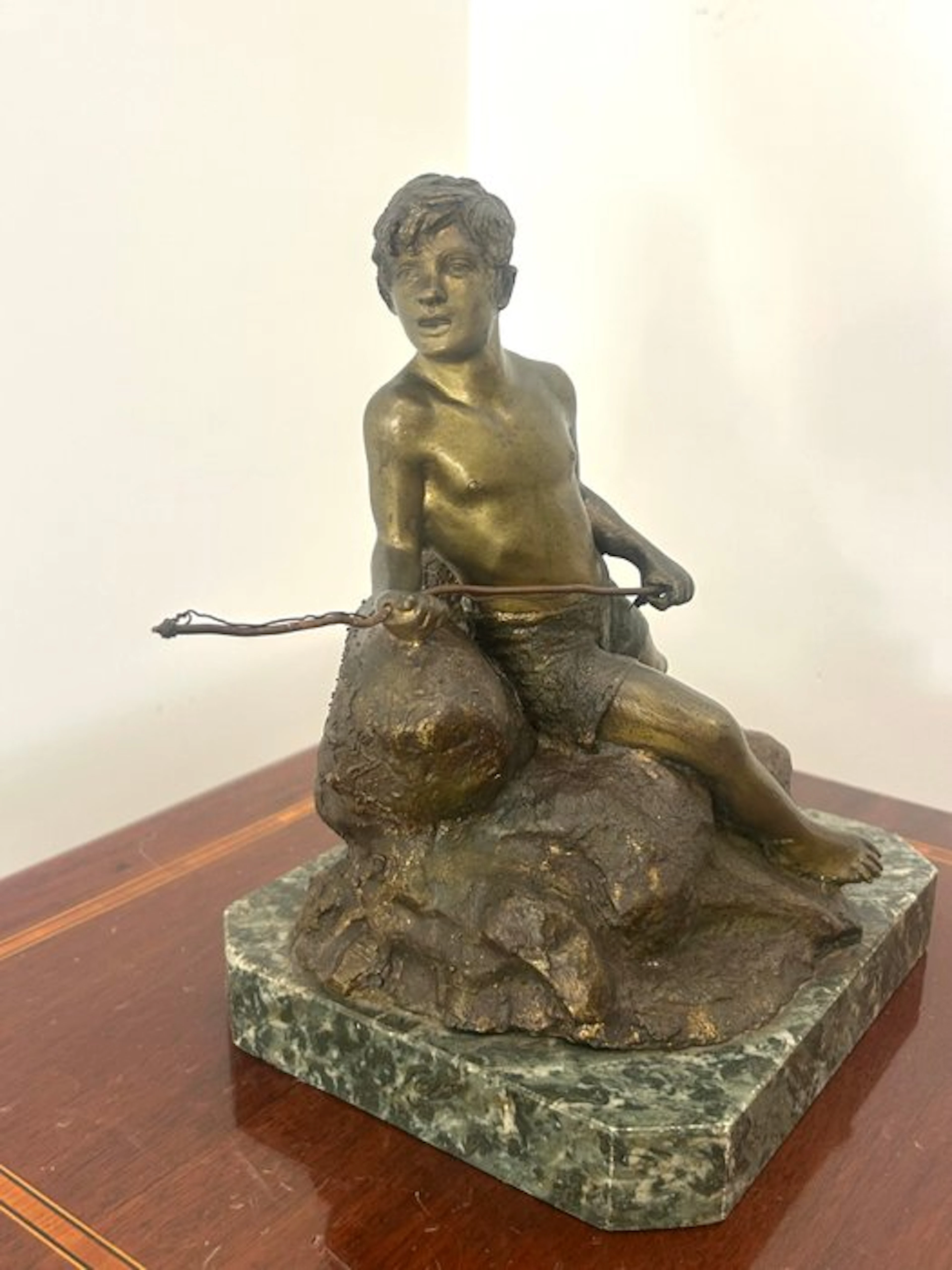 Gennaro Franzese - Sculpture, Giovane Pescatore con Nassa - 27 cm - Bronze
