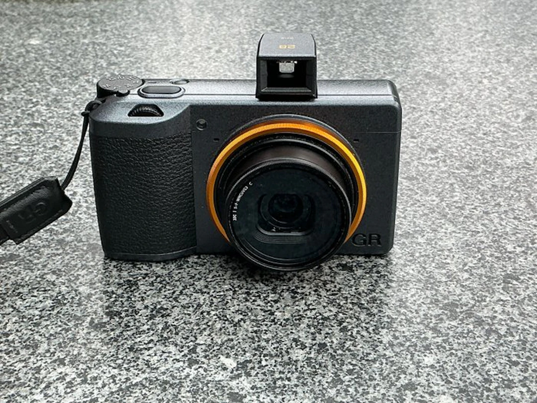 Ricoh GR iii + 28mm Viewfinder street edition Digital compact camera
