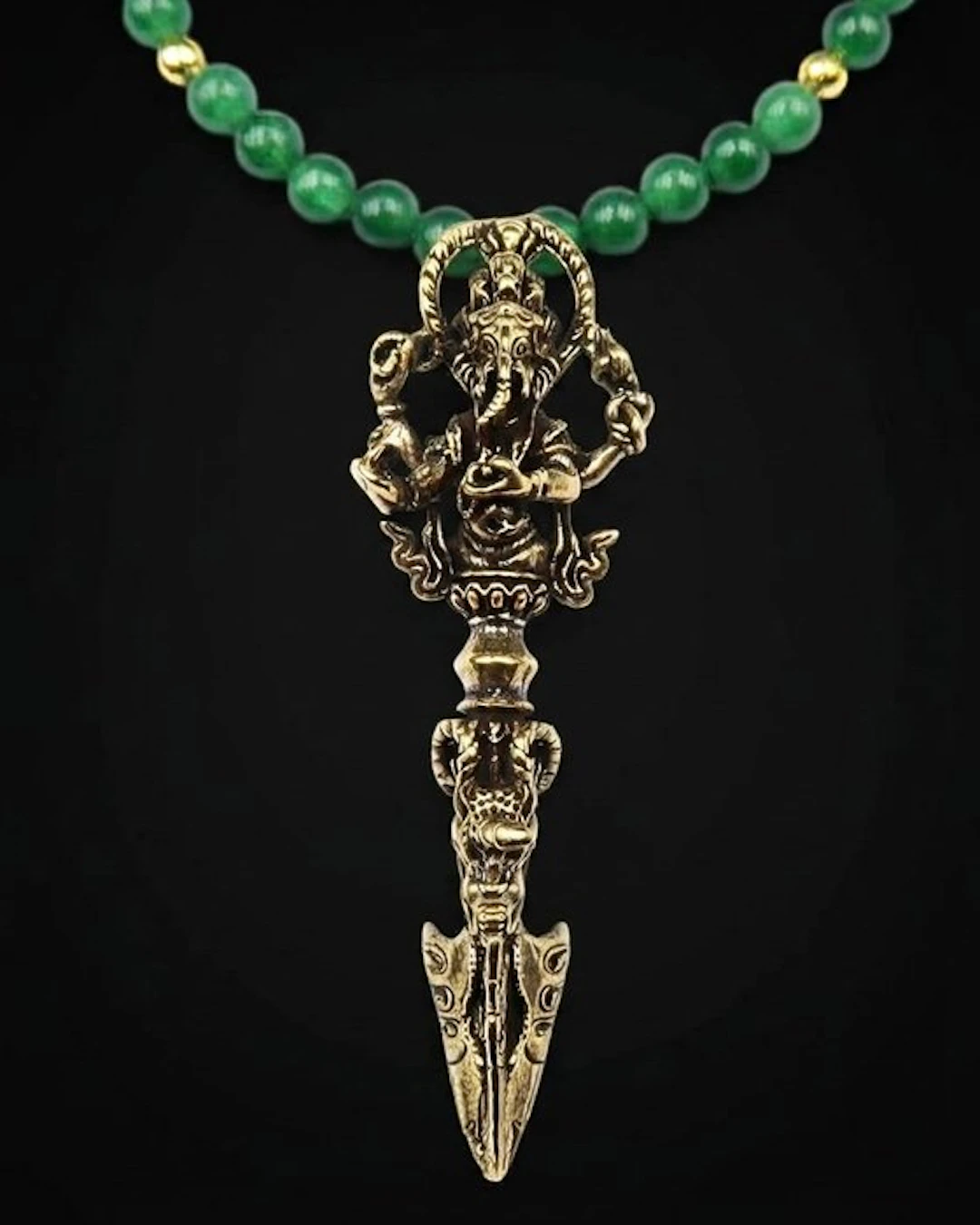 Emerald - Phurba Ganesh - Spiritual protection against...