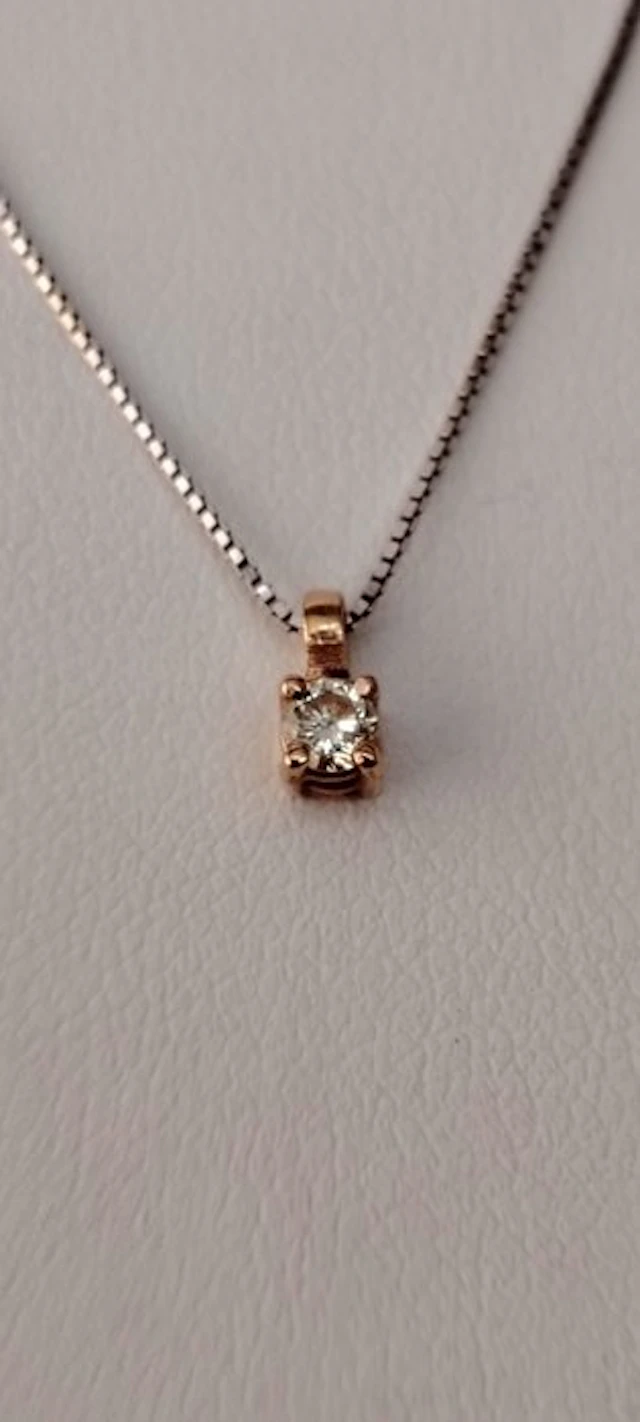 Necklace with pendant - 18 kt
