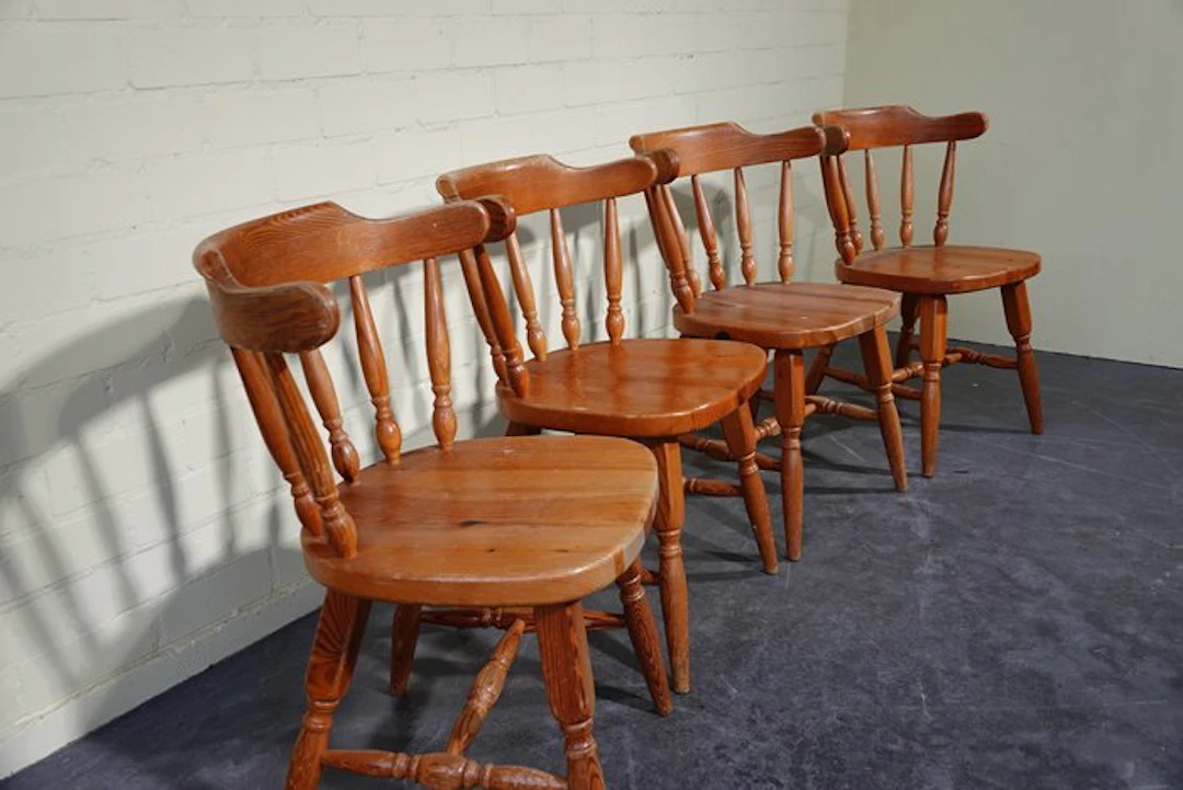 Armchair - Wood - Four vintage beechwood pieces.