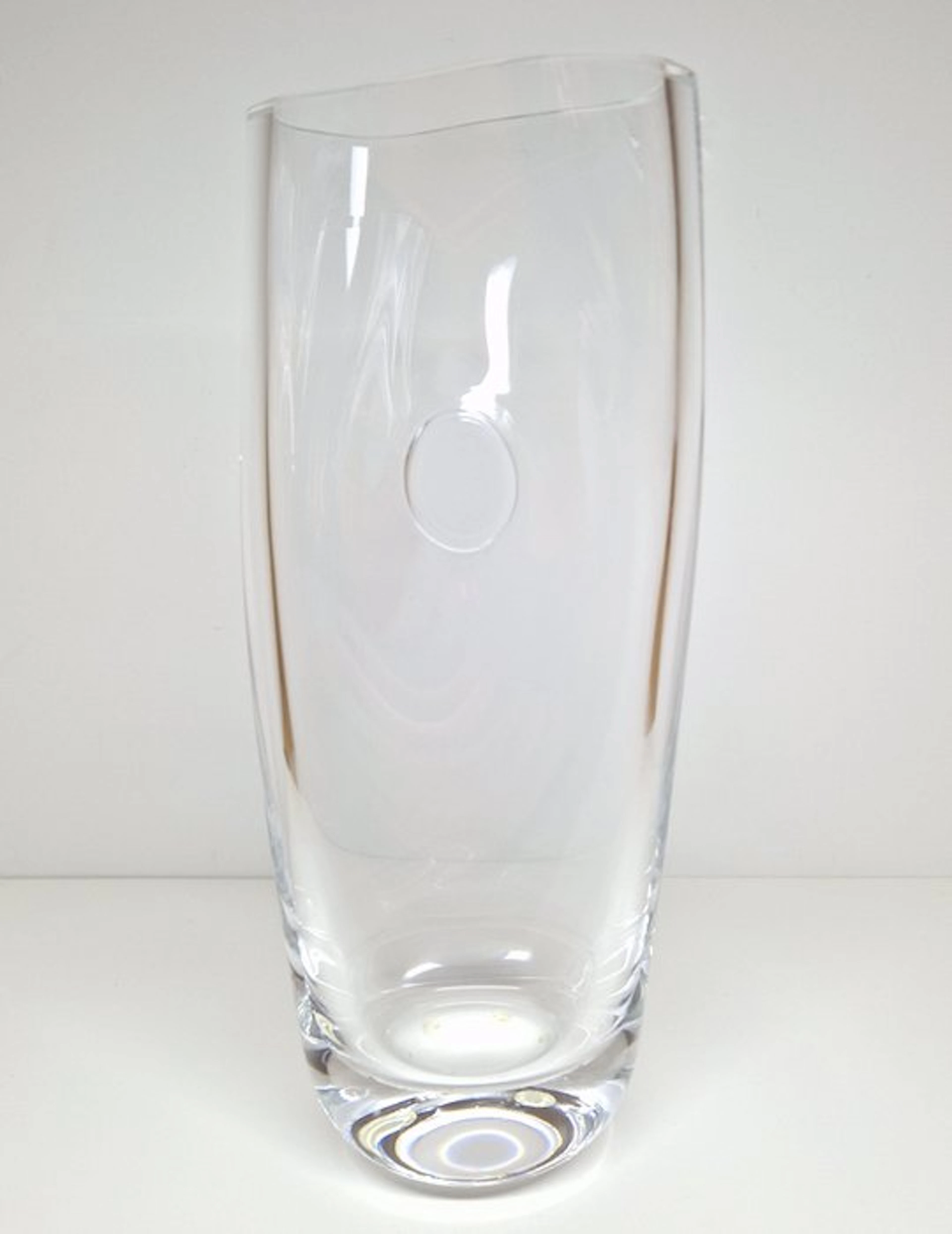 MATS JONASSON MÅLERÅS - Klas-Göran Tinbäck - Vase - 4831 - Crystal - Siervaas