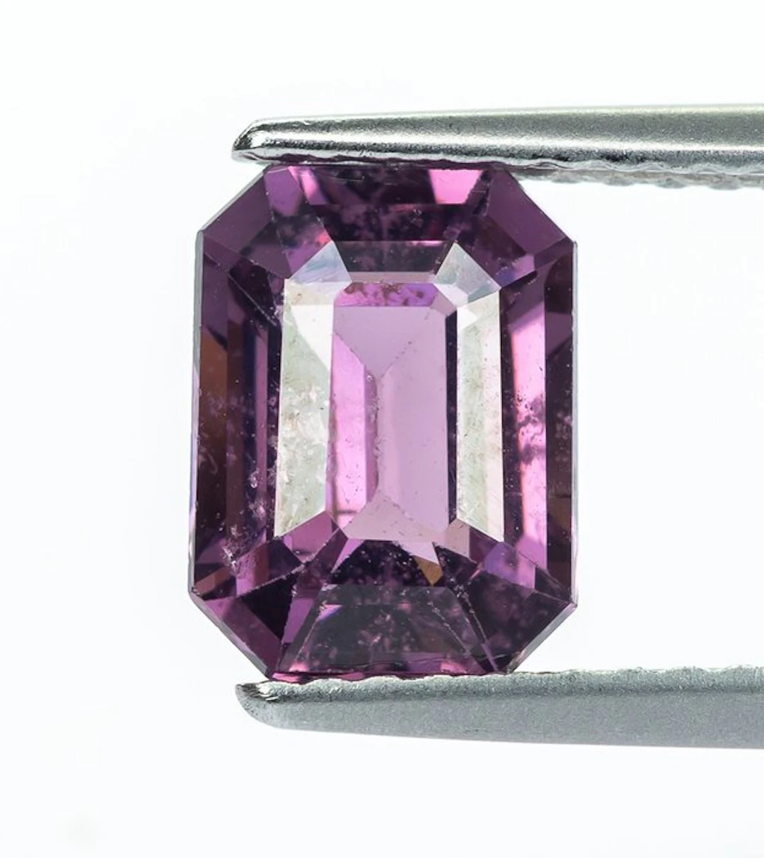 No reserve price Spinel - 1.95 ct - Gem Report Antwerp (GRA) - Intense Pink