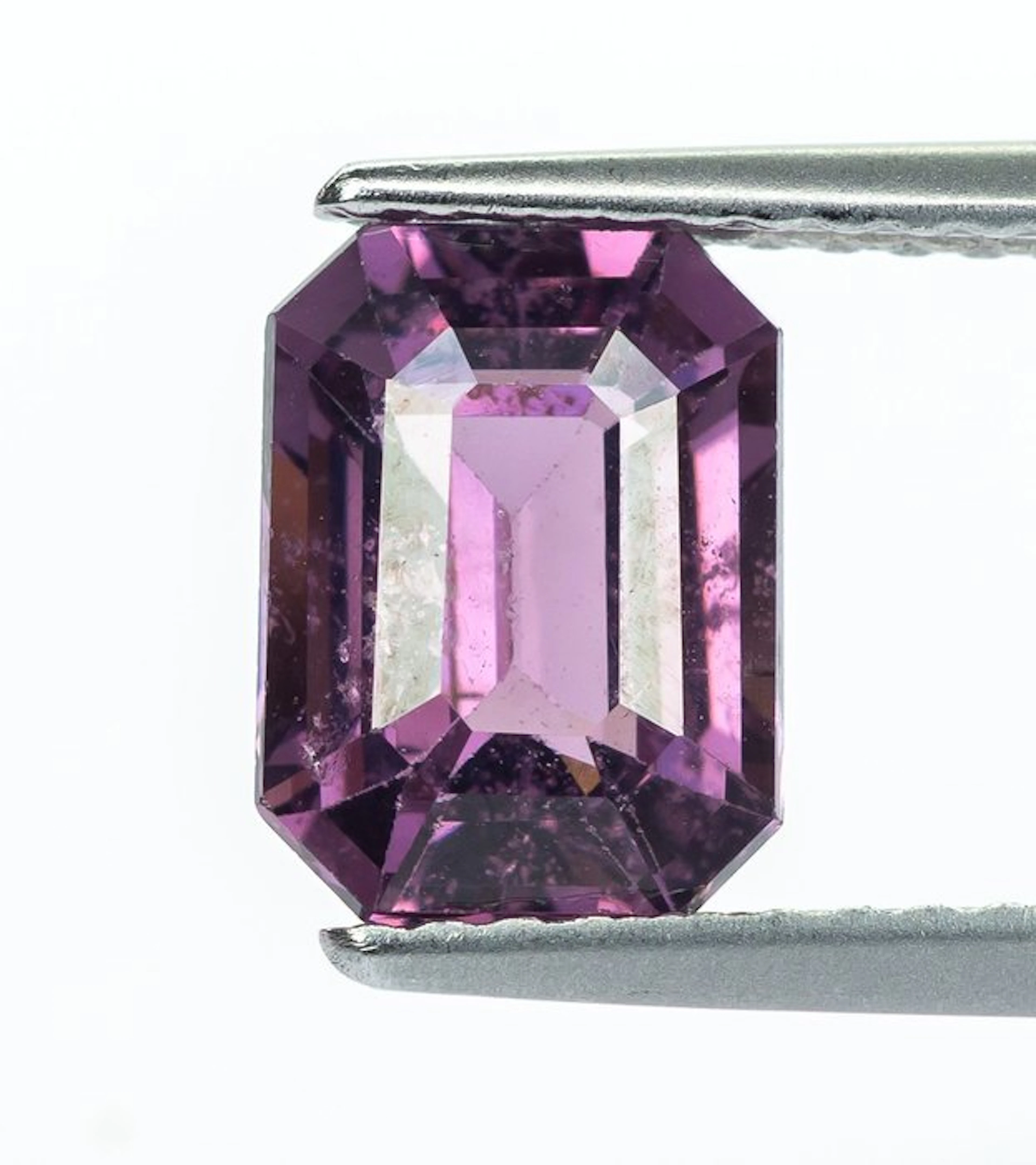 No reserve price Spinel - 1.95 ct - Gem Report Antwerp (GRA) - Intense Pink