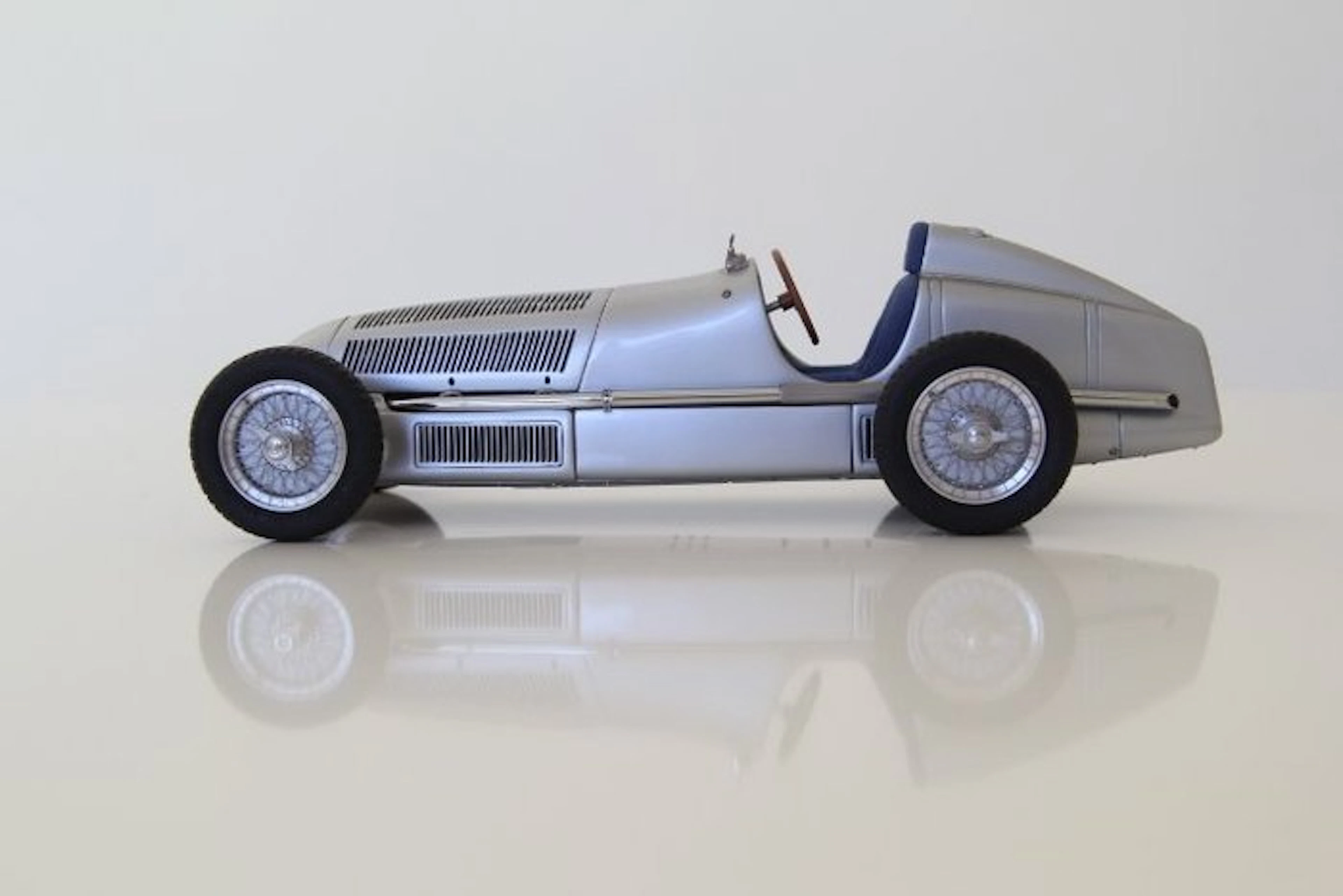 CMC 1:18 - Model kit - Mercedes-Benz W25 - 1934
