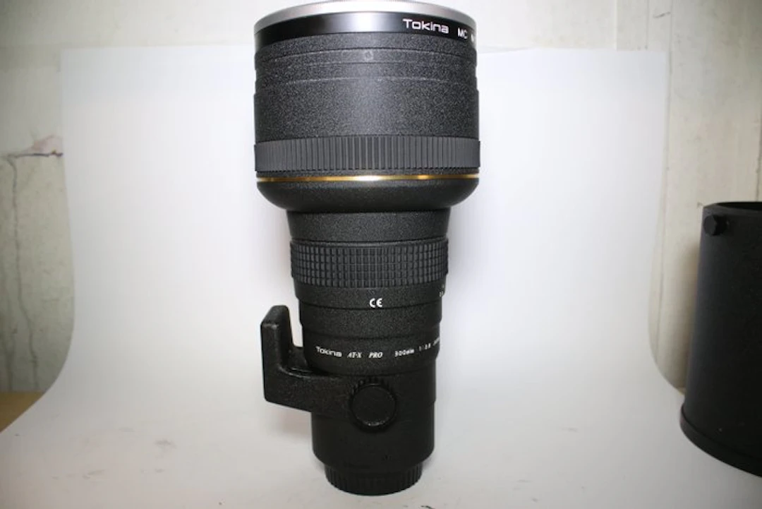 Tokina AT-X 2,8/300mm | Camera lens