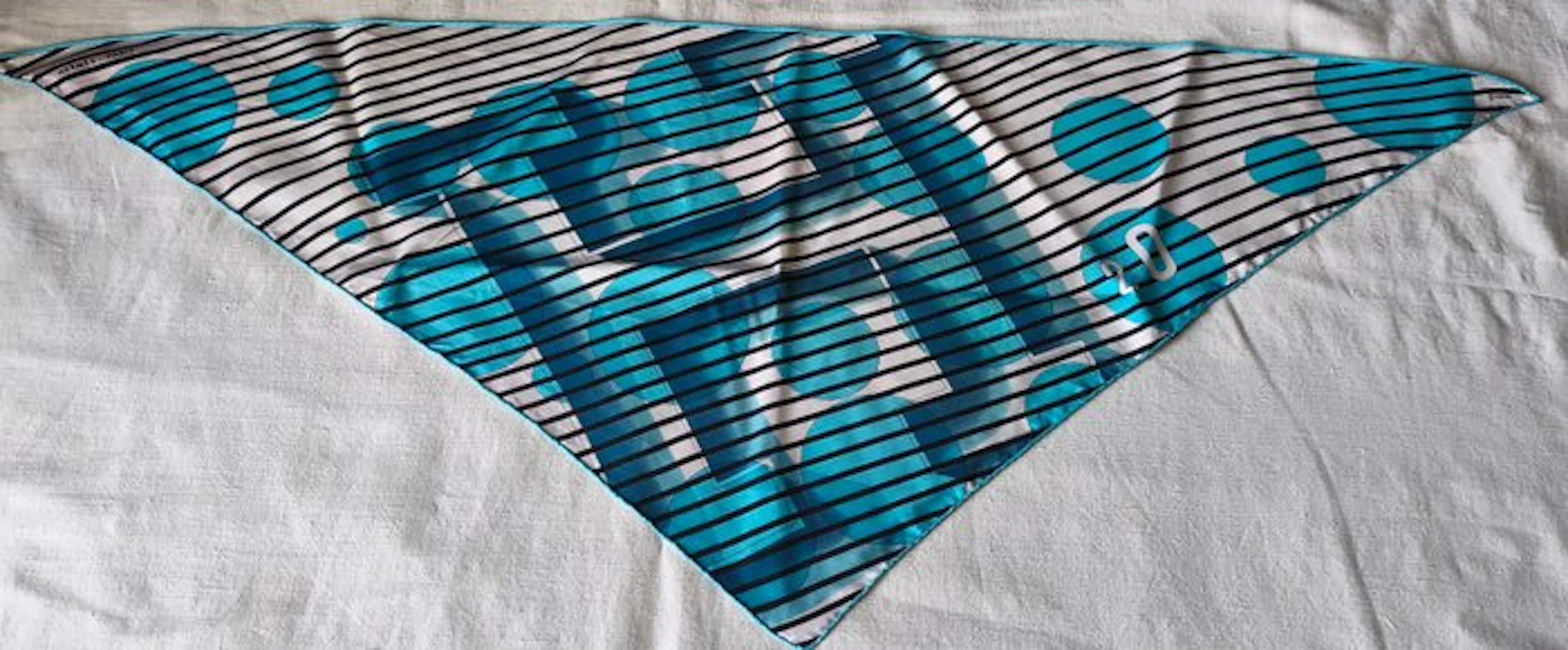 Hermès - Pointu bleu H2O by Bali Barret - Foulard