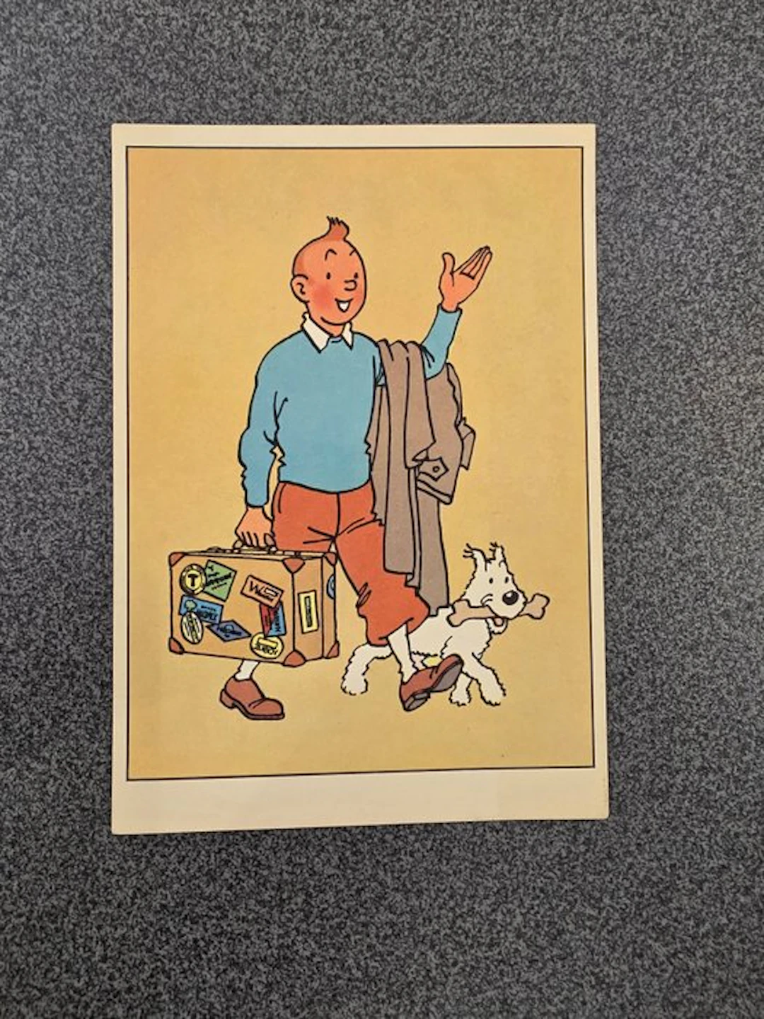 Tintin - Carte postale- Tintin avec une valise et Milou - 1 Postcard - 1950