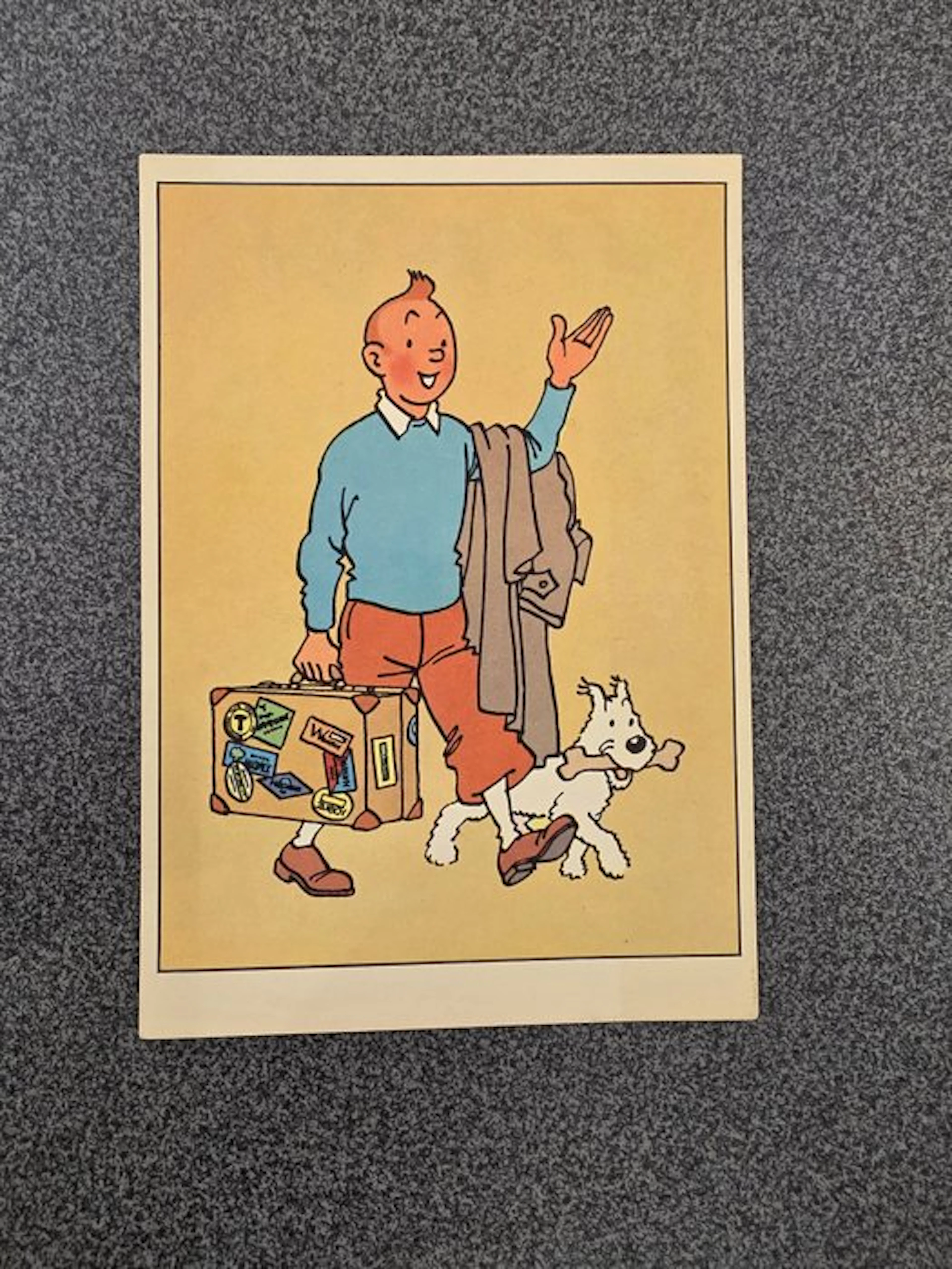 Tintin - Carte postale- Tintin avec une valise et Milou - 1 Postcard - 1950