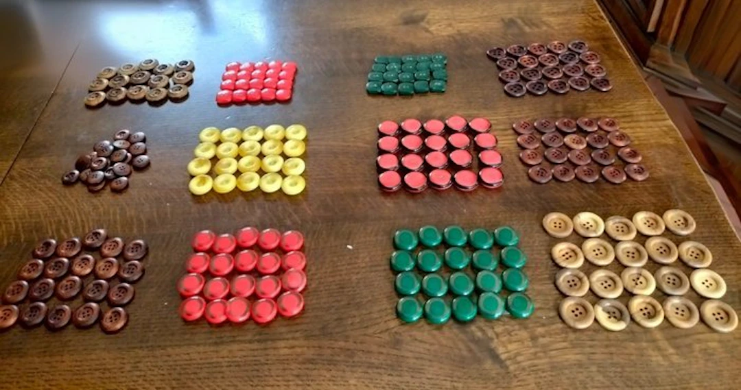 Themed collection - Vintage buttons