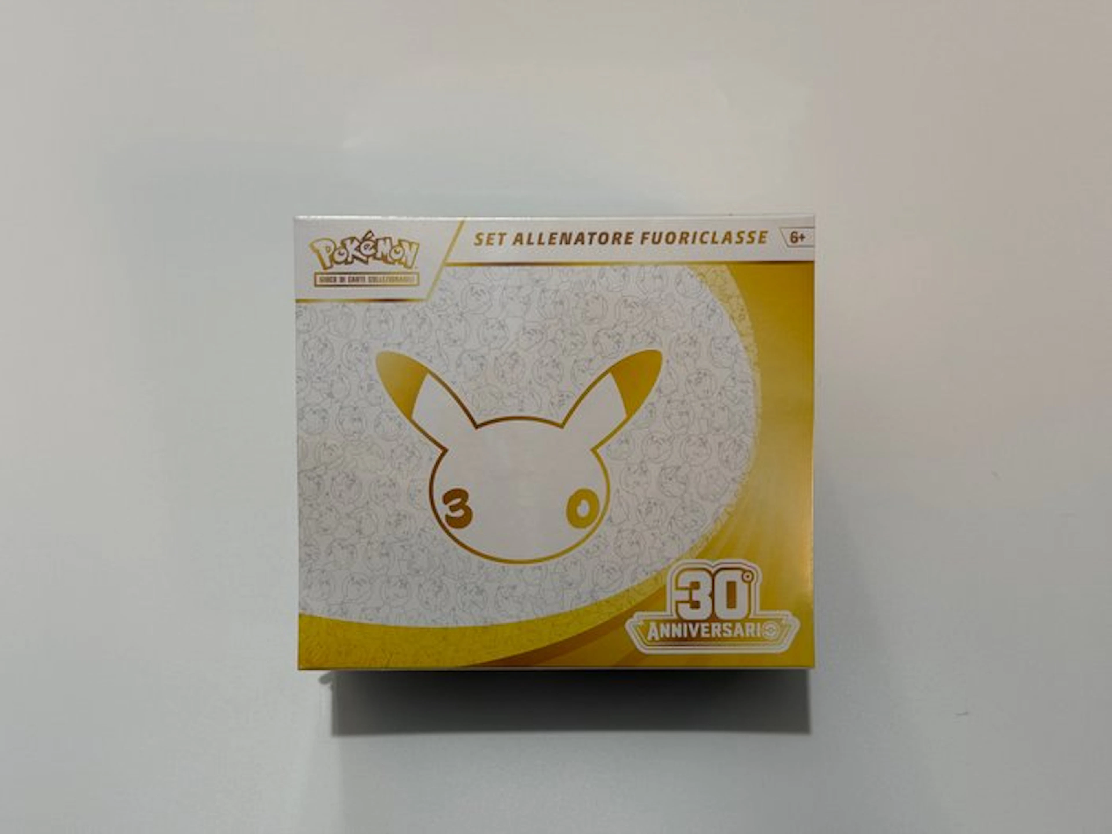 Pokémon Elite trainer box - 30th Anniversary