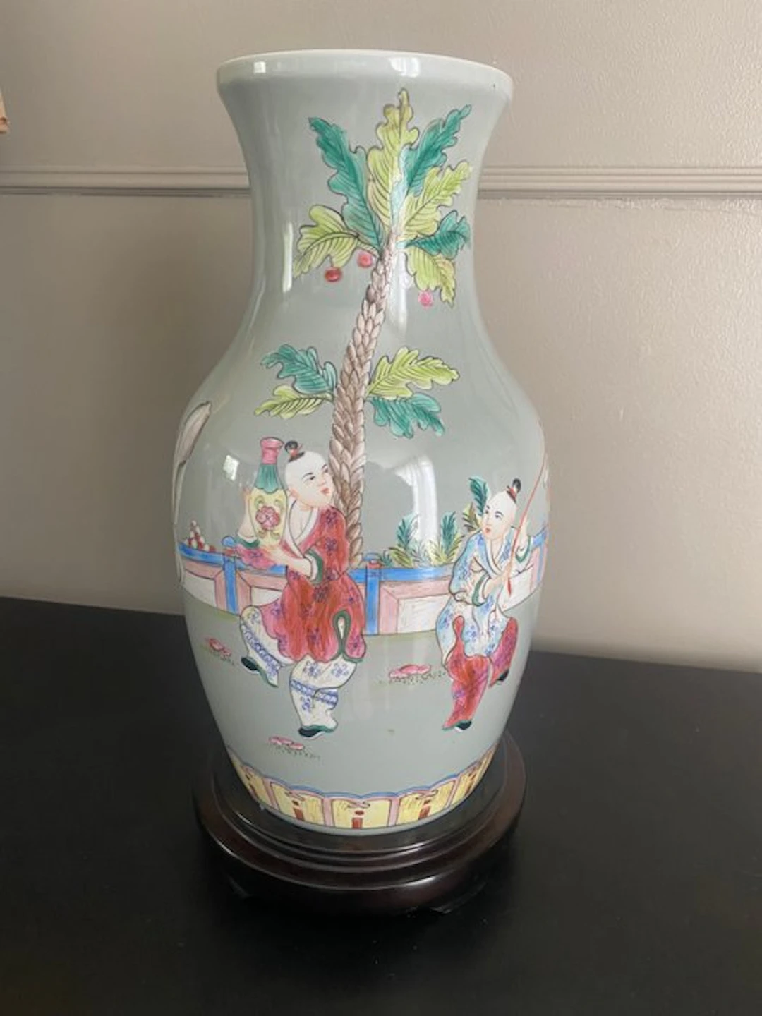 Vase - Porcelain - China
