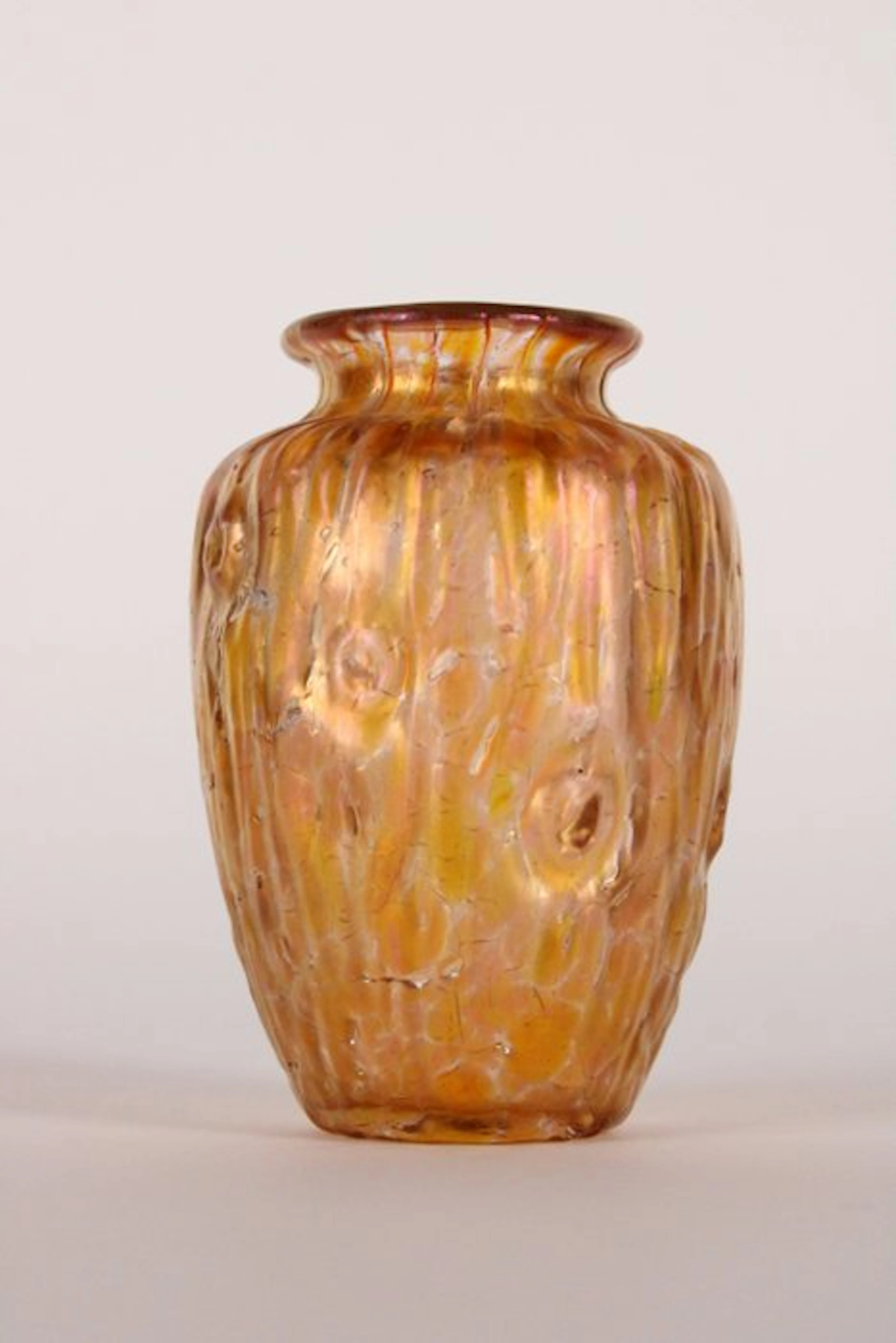 Lötz Witwe, Loetz - Vase - 'Orange Rusticana' - Iridescent glass