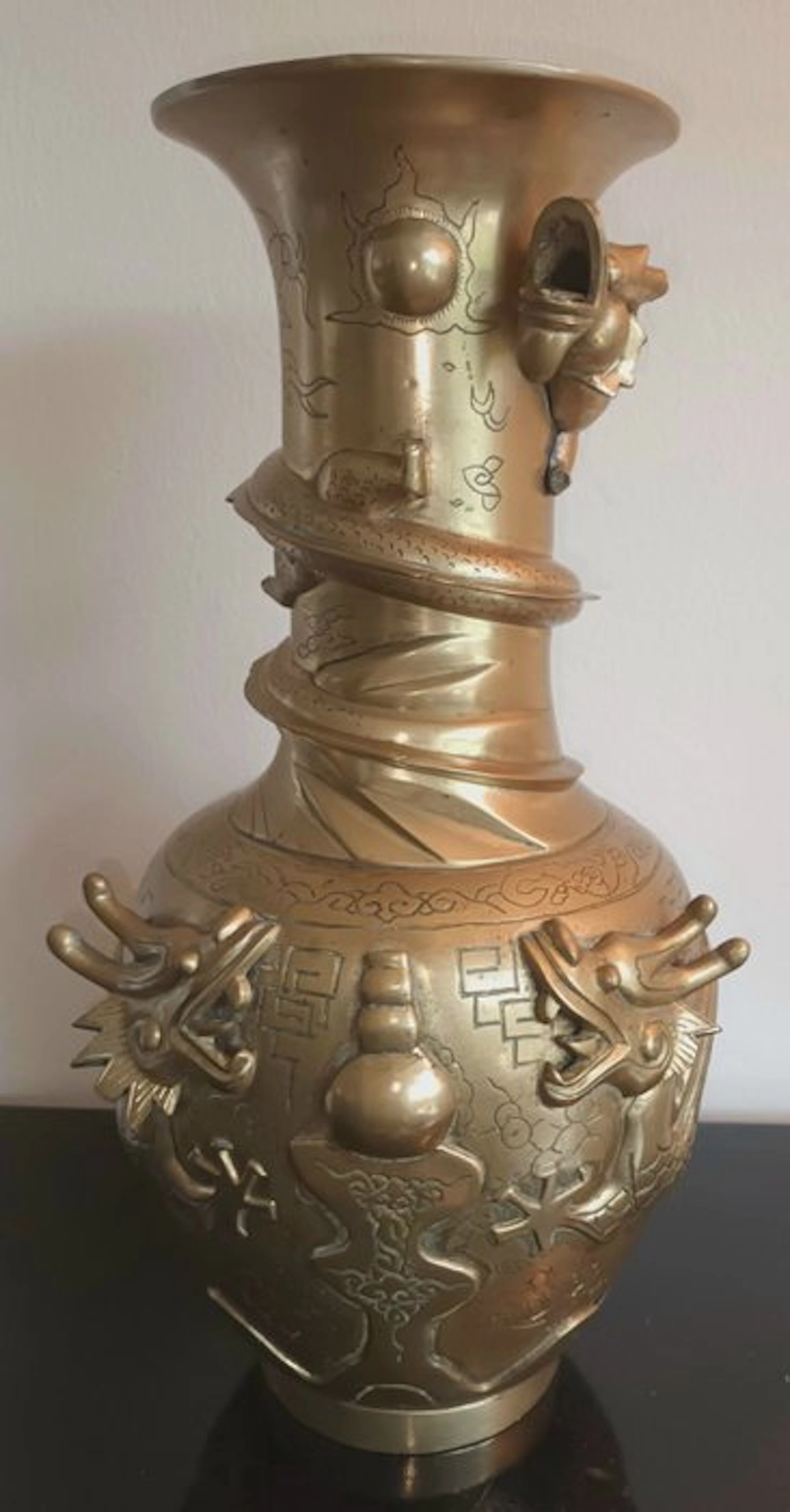 Vase - Bronze - China (No reserve price)