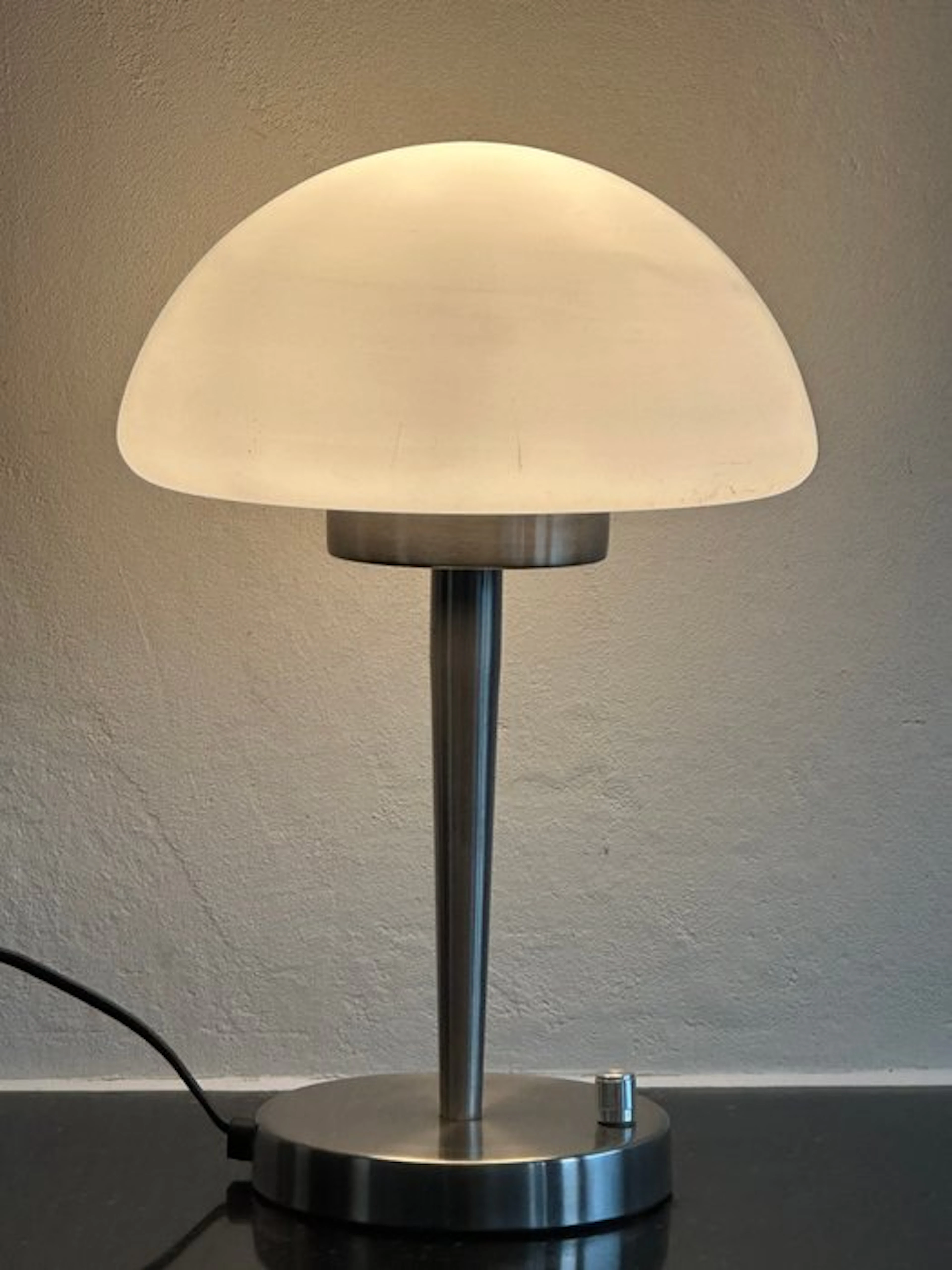Table lamp - Space Age / Mushroom - Metal, glass - Table lamp with dimmer