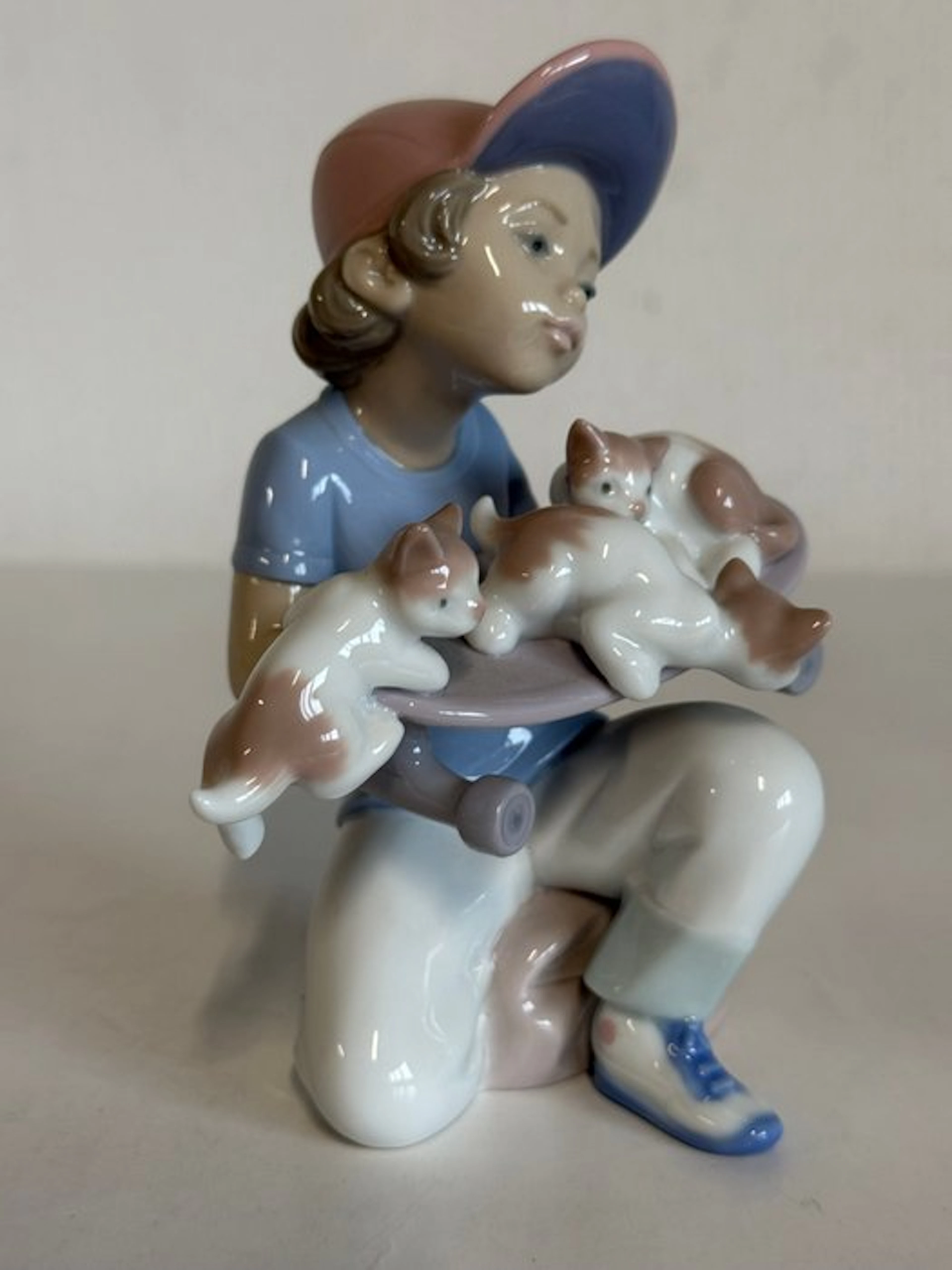Lladró - Figurine - Little Riders - Pequeños Pilotos #7623 - Porcelain
