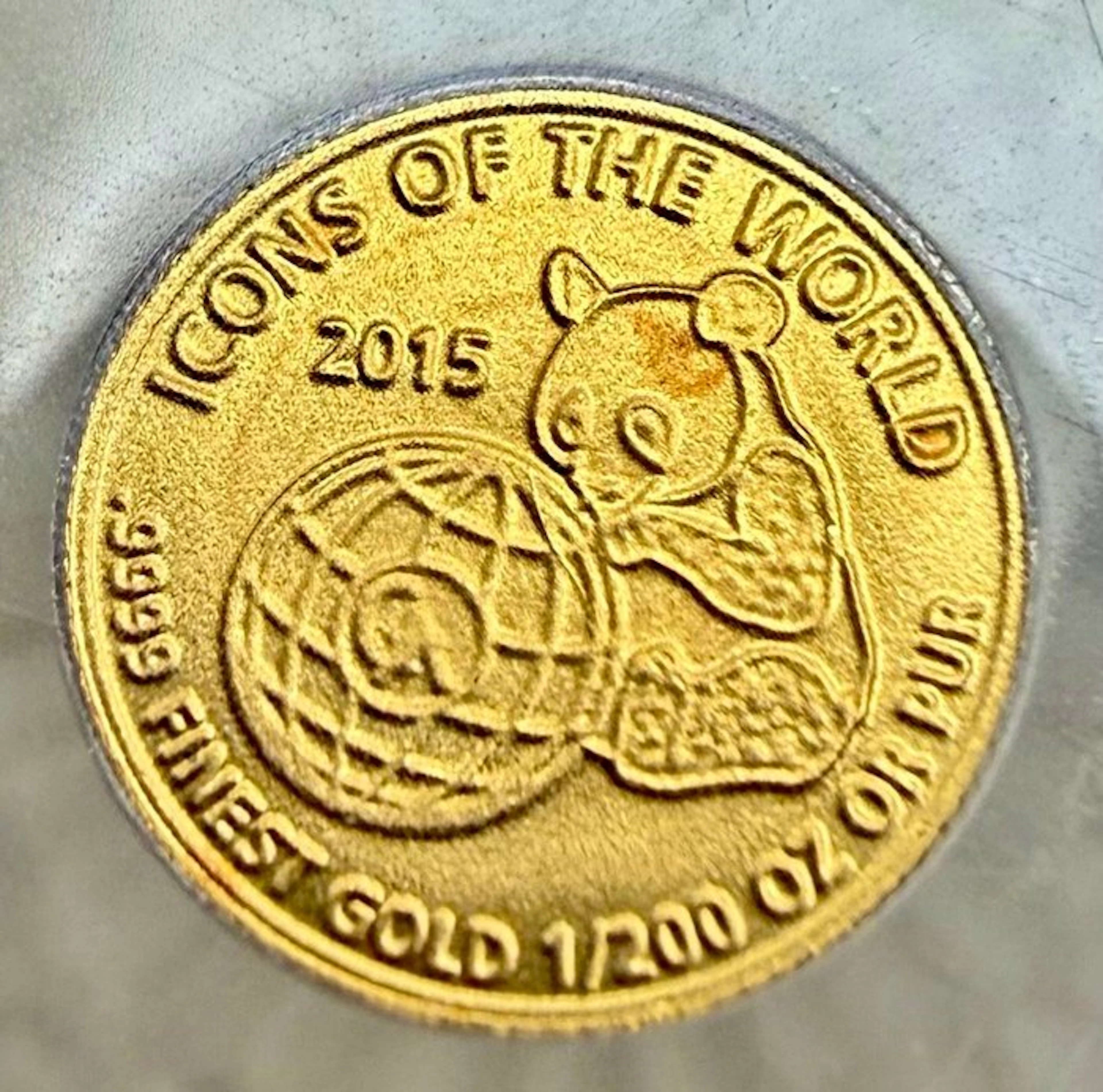Rwanda. 10 Amafranga Panda 2015, 1/200 Oz oro (.999) (No reserve price)