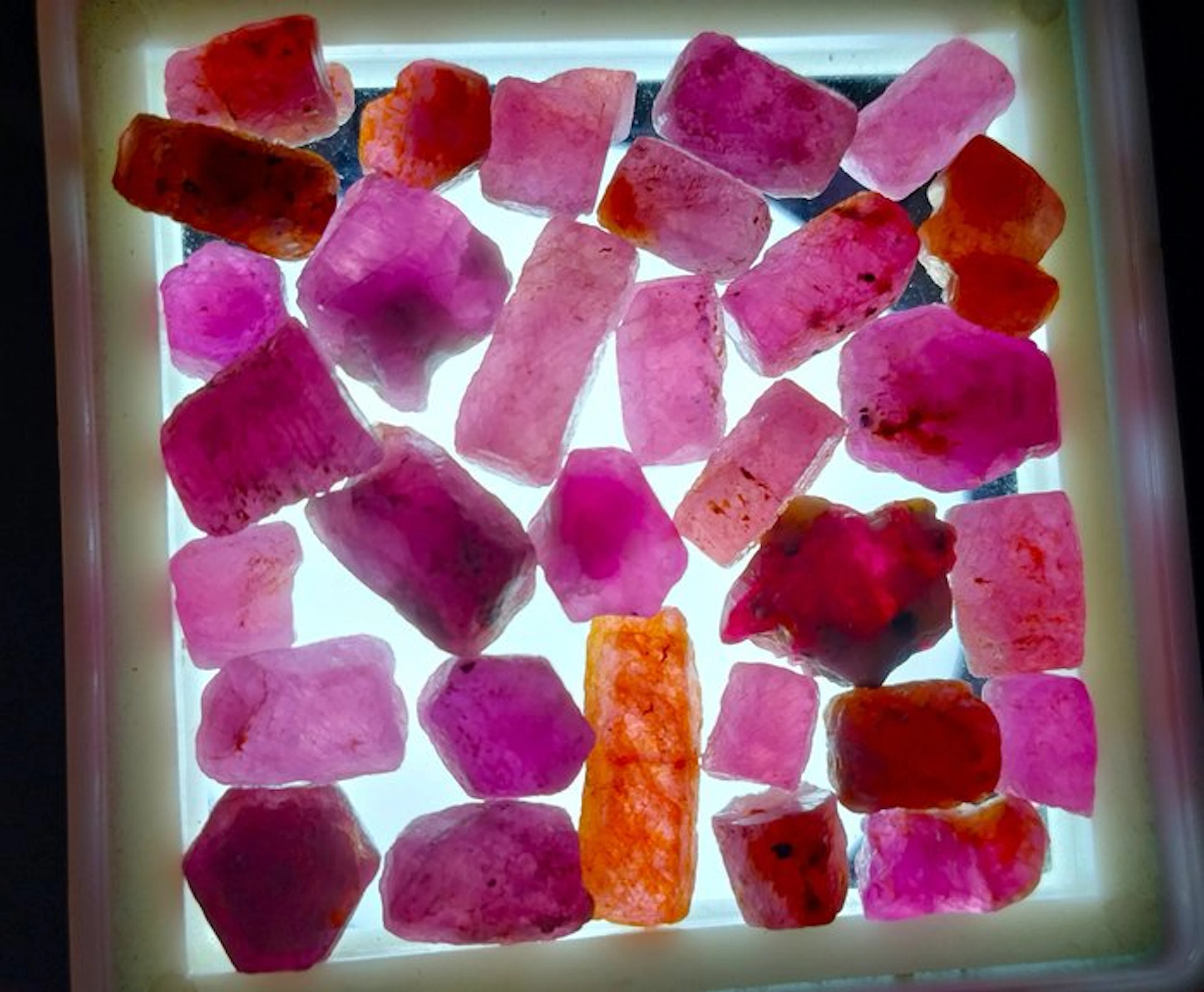 100.9 cts - Untreated Ruby - Rough- 20.18 g