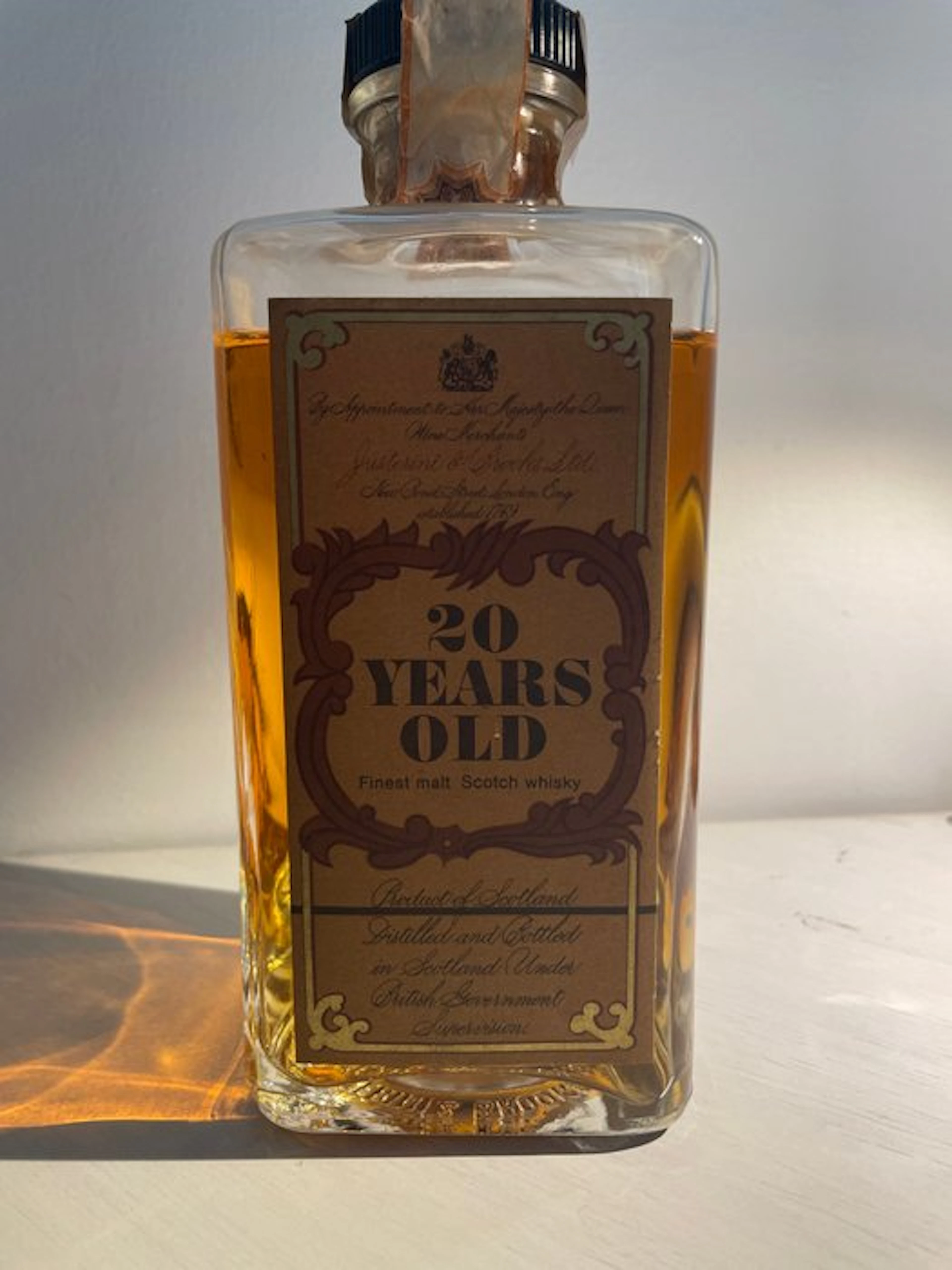 J&B 20 years old Finest Malt - b. 1970s - 75cl