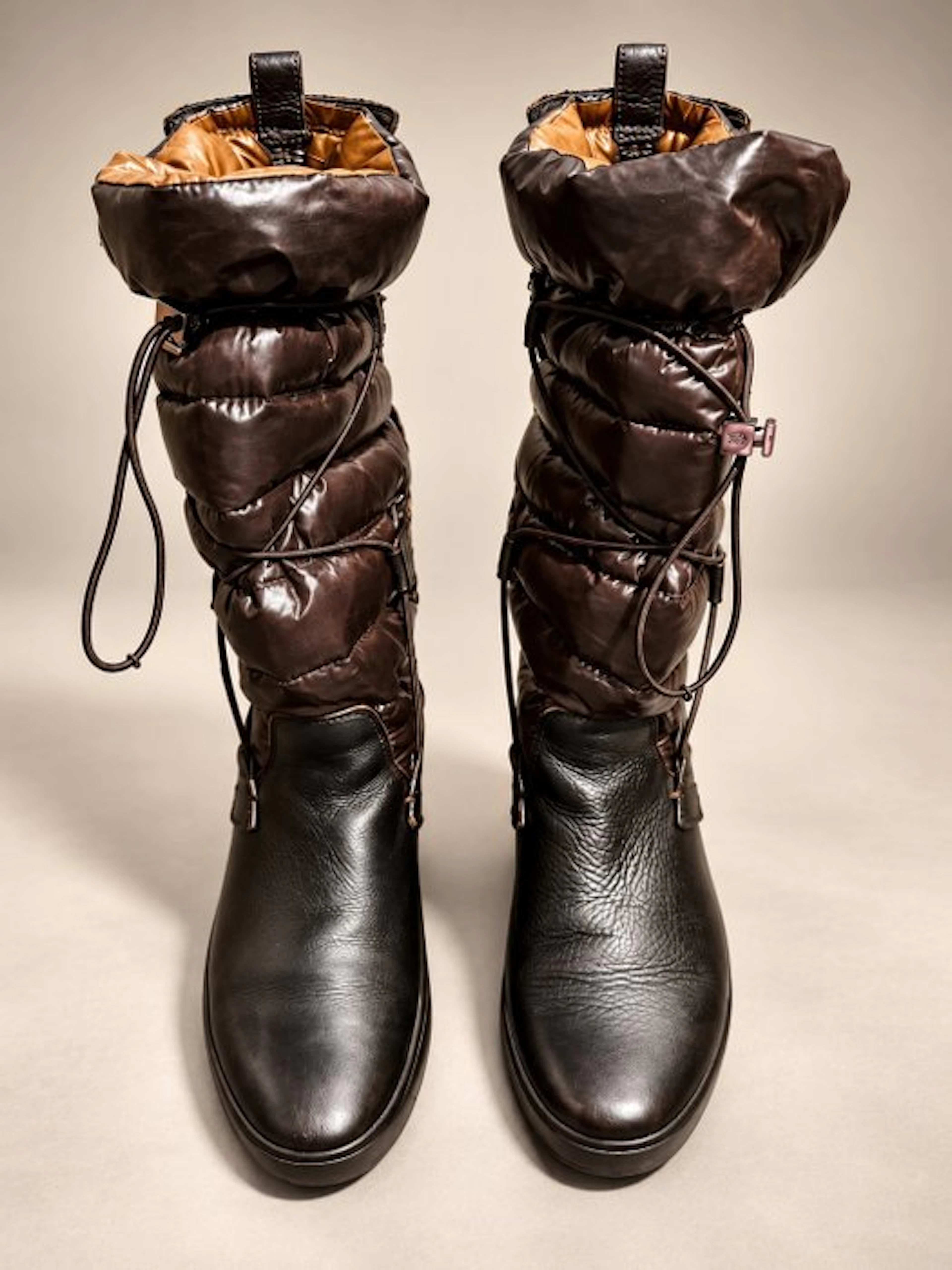 Moncler - Boots - Size: EU 38
