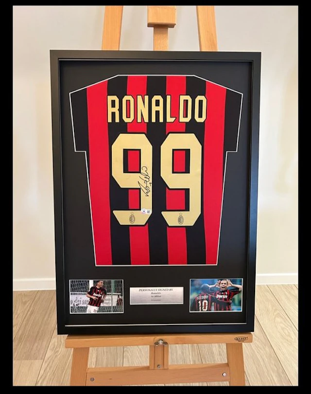 AC Milan - Italian Football League - Ronaldo - Football shirt
