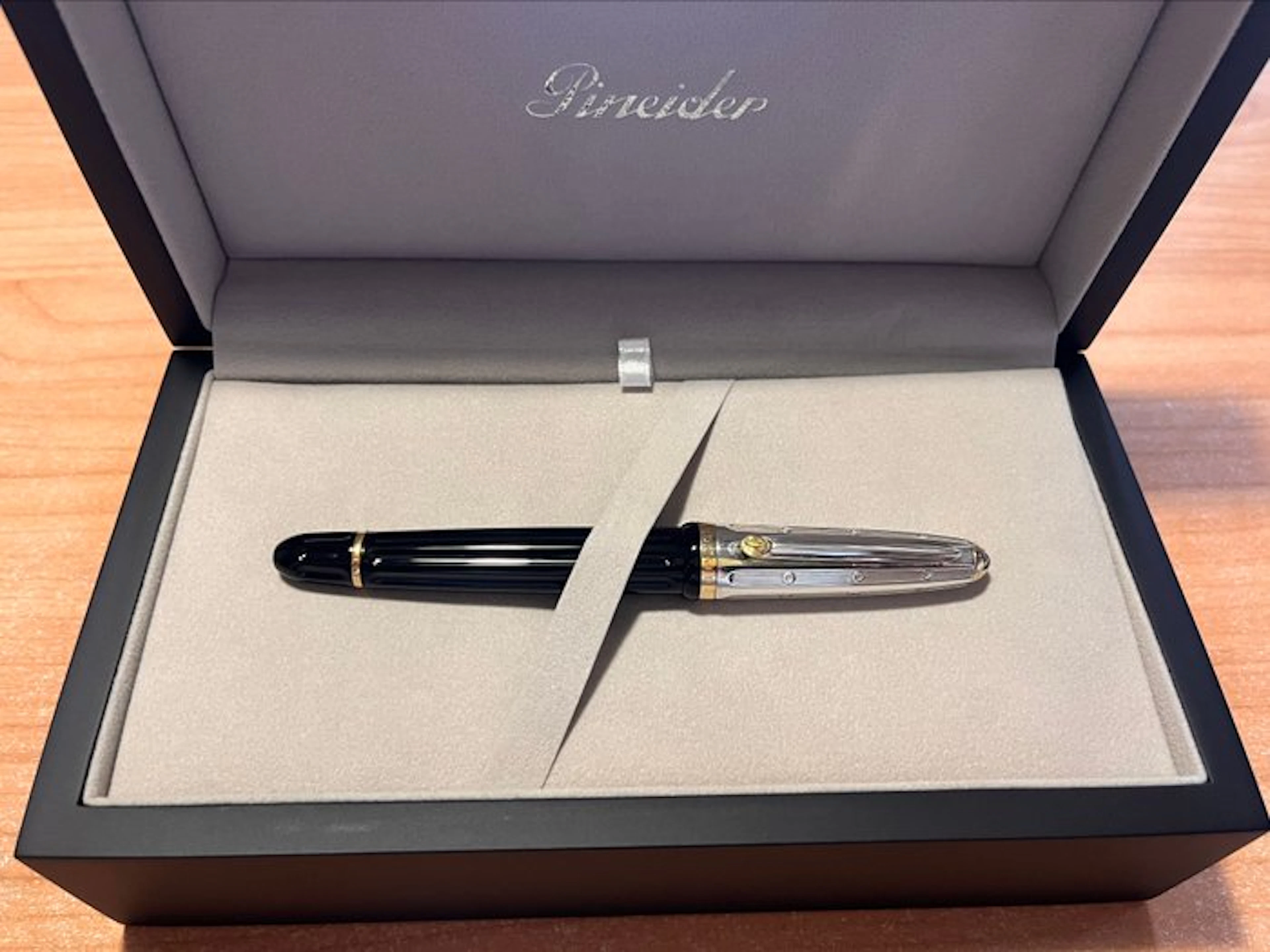 Pineider - Fountain pen