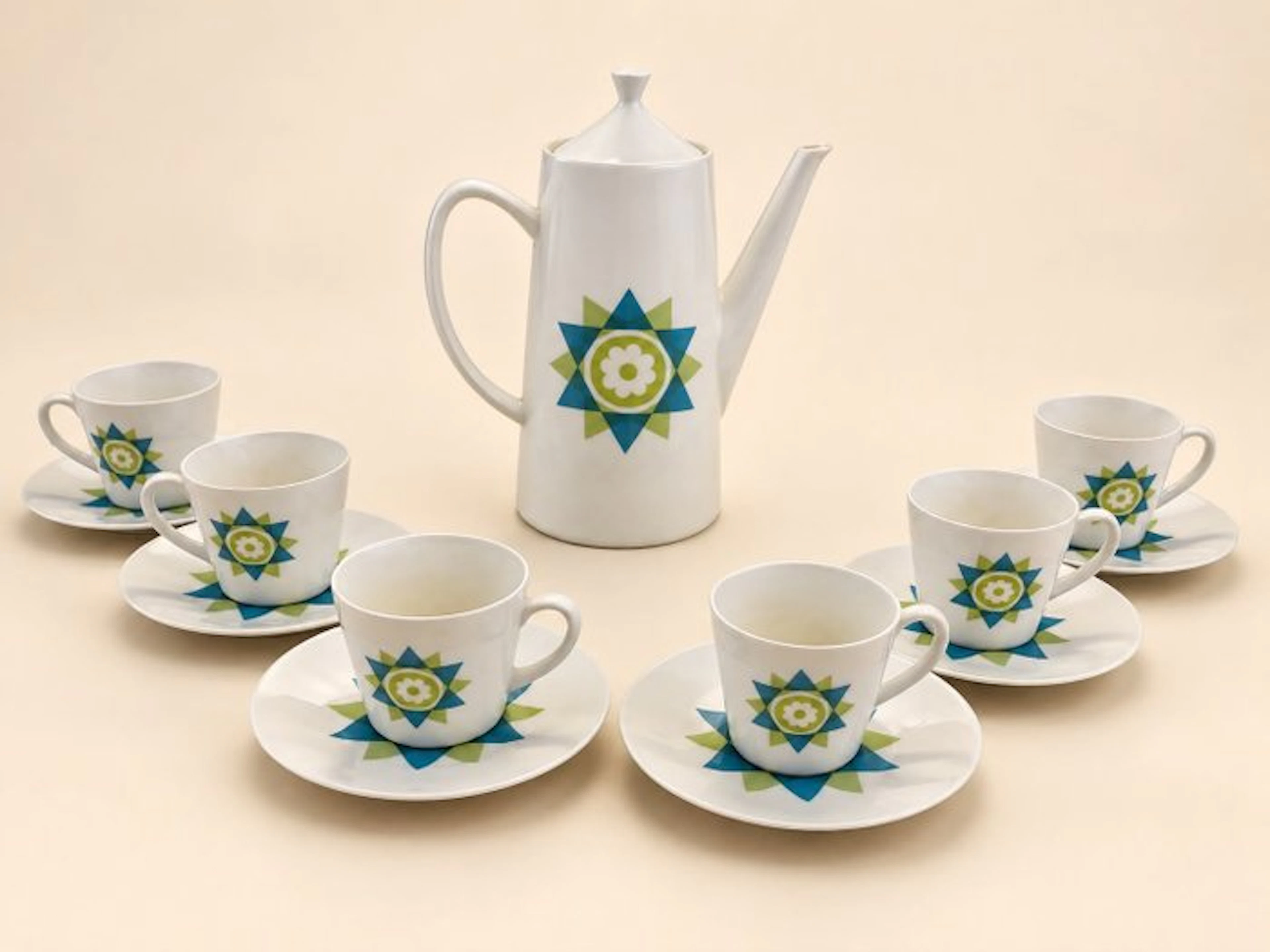 Epiag - Drinking service (13) - Porcelain - Flower Power- Magvam