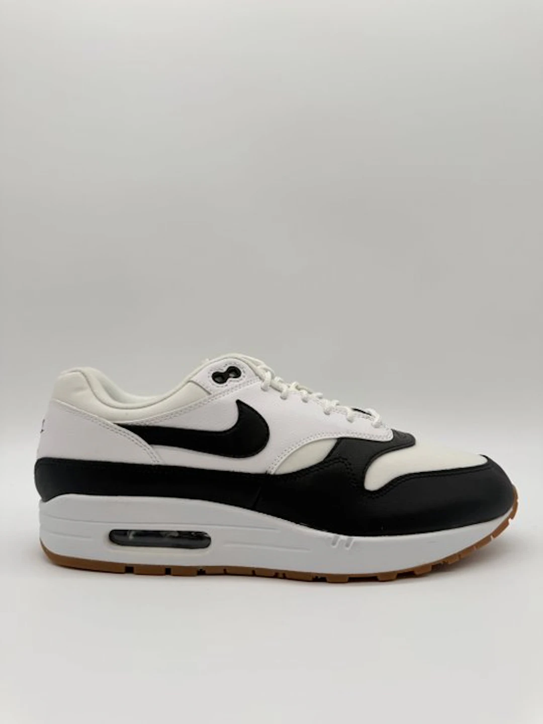 Nike - Nike Air Max 1 White Black Gum - Sneakers - Size: EU 44.5