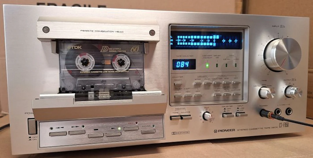 Pioneer - CT-F950 Cassette recorder-player - Multiple models