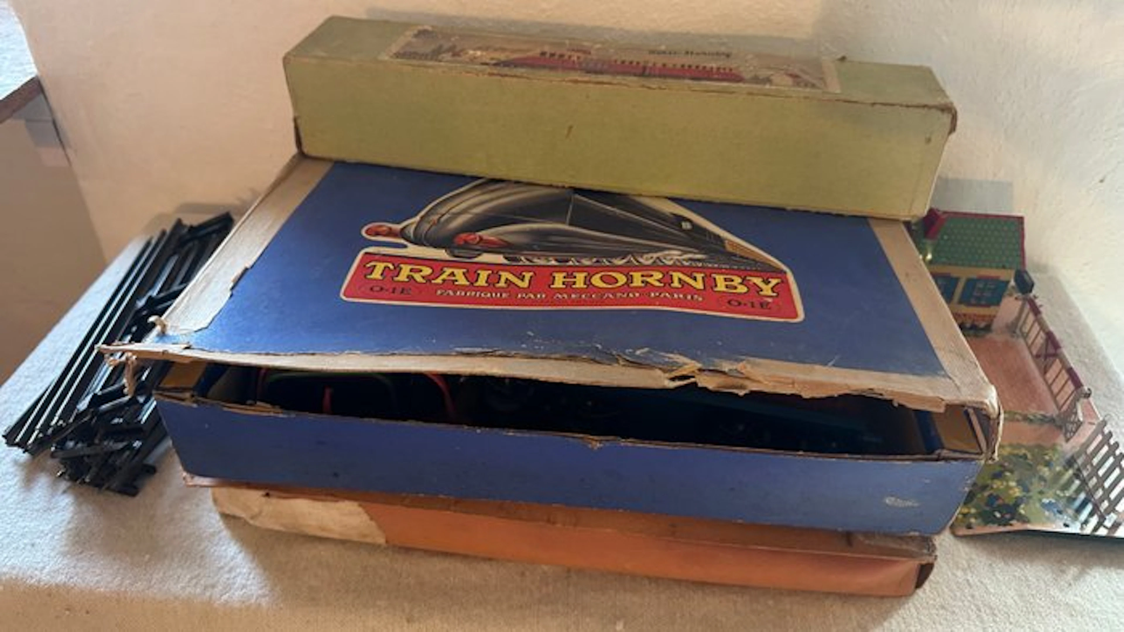 Hornby, Meccano 0 - Train set (1) - Lot comprising a...