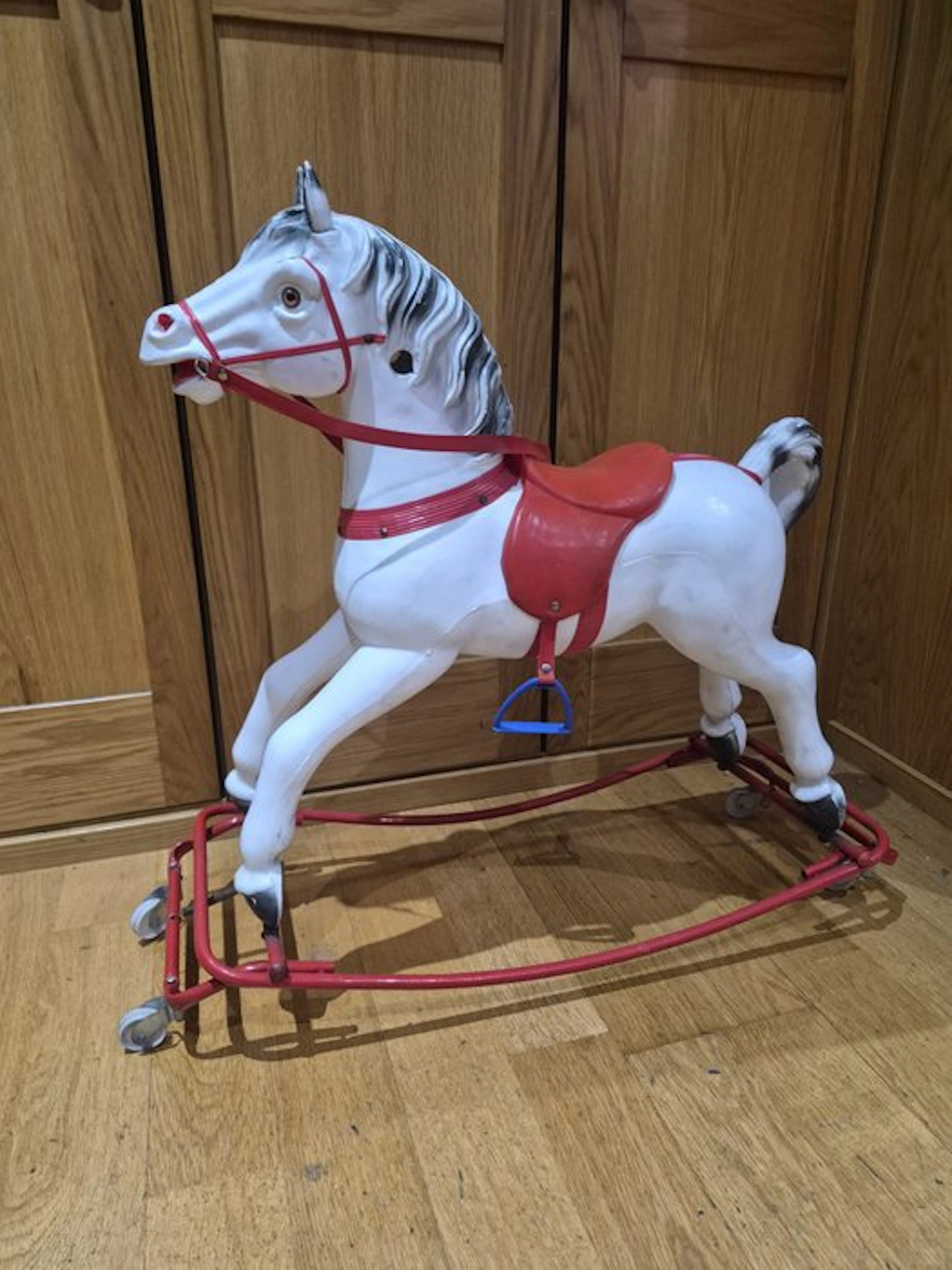 Rocking horse - Caballo balancín vintage con ruedas