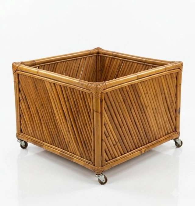 Jardinière - castor oil plant - Vintage planter/basket in bamboo and reed