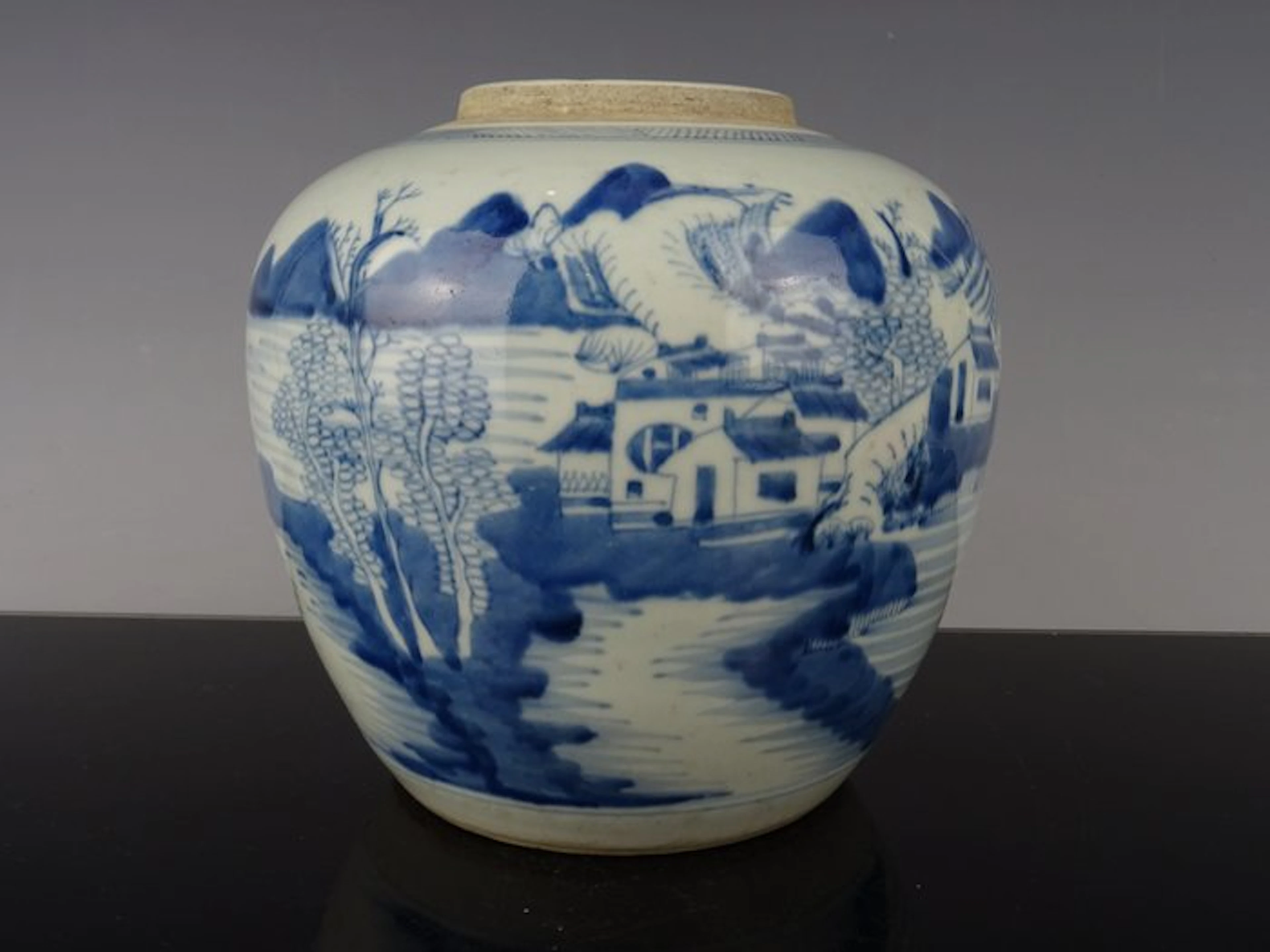Jar - Porcelain - Qianlong 1736-1795