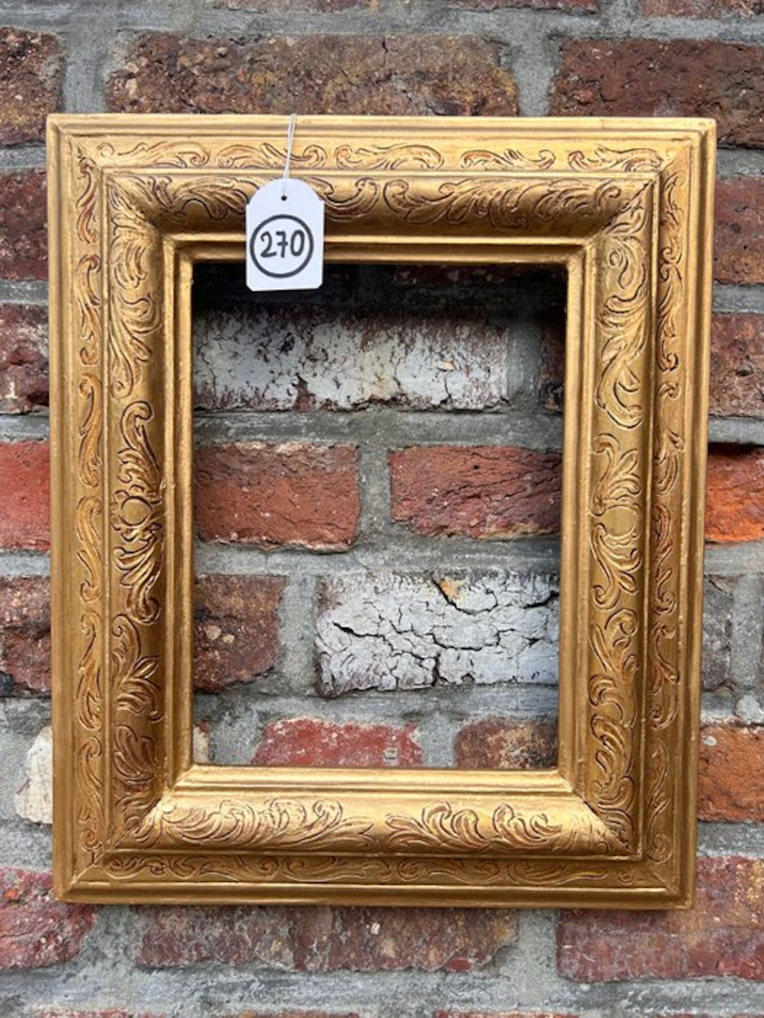 Frame - 270. Anno 1862, Antique gold-gilded picture frame, for painting