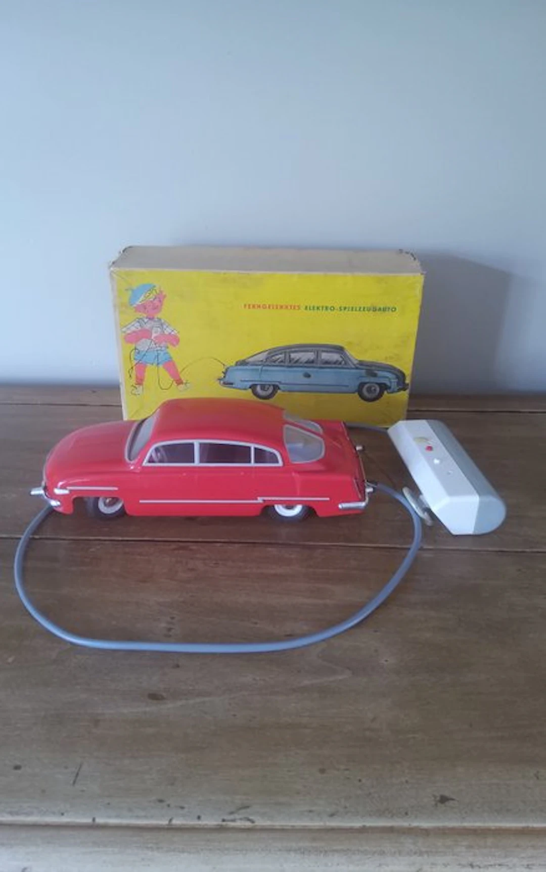 Presu - Tin toy - Tatra 603 - Germany