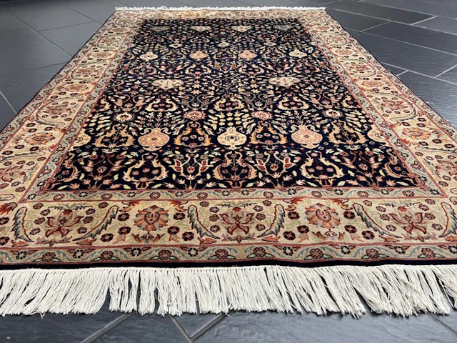 Cashmere Silk - Rug - 185 cm - 125 cm