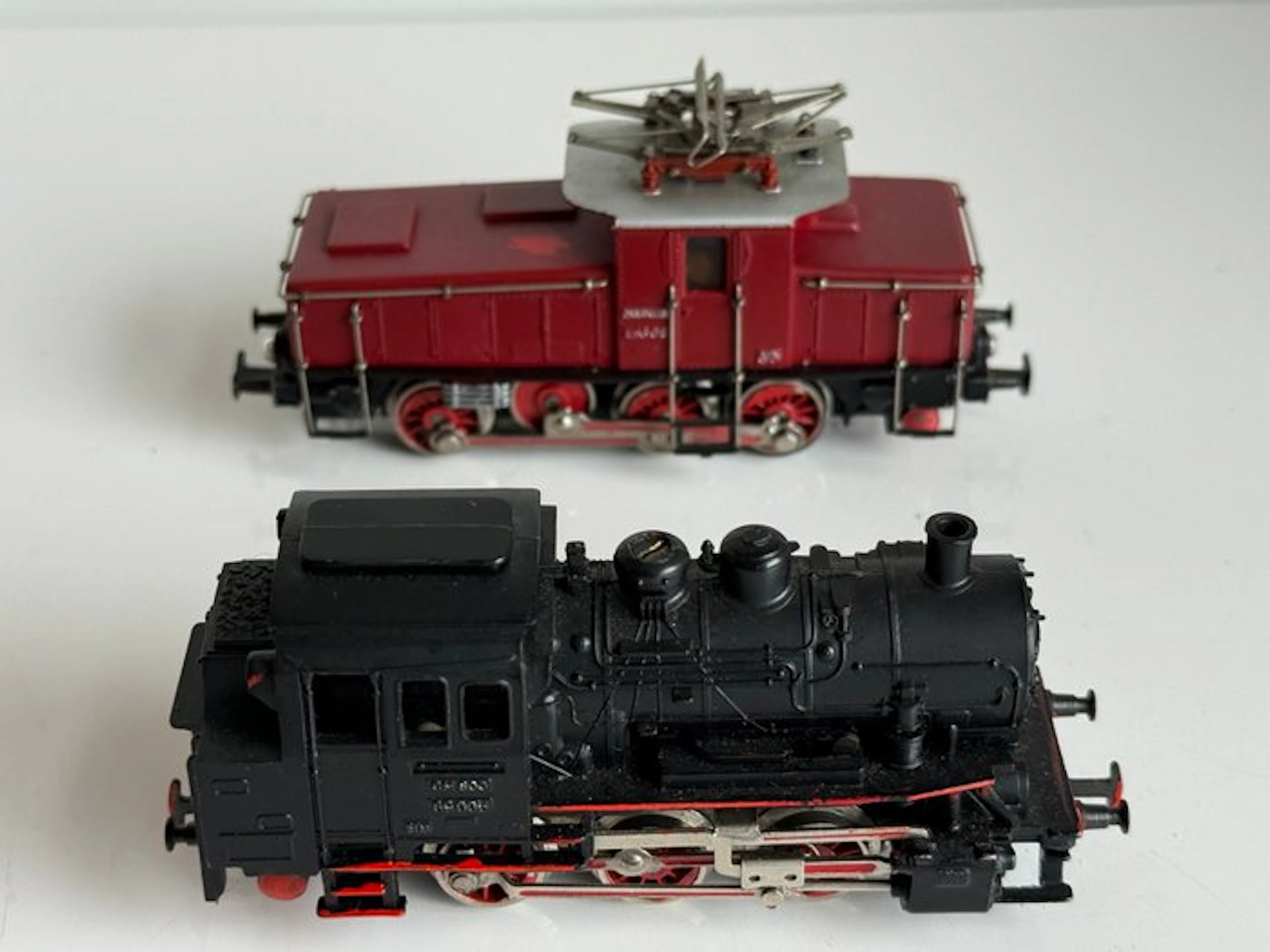 Märklin H0 - CM800/3001 - Model train locomotive (2) - BR89 and E69 - DB