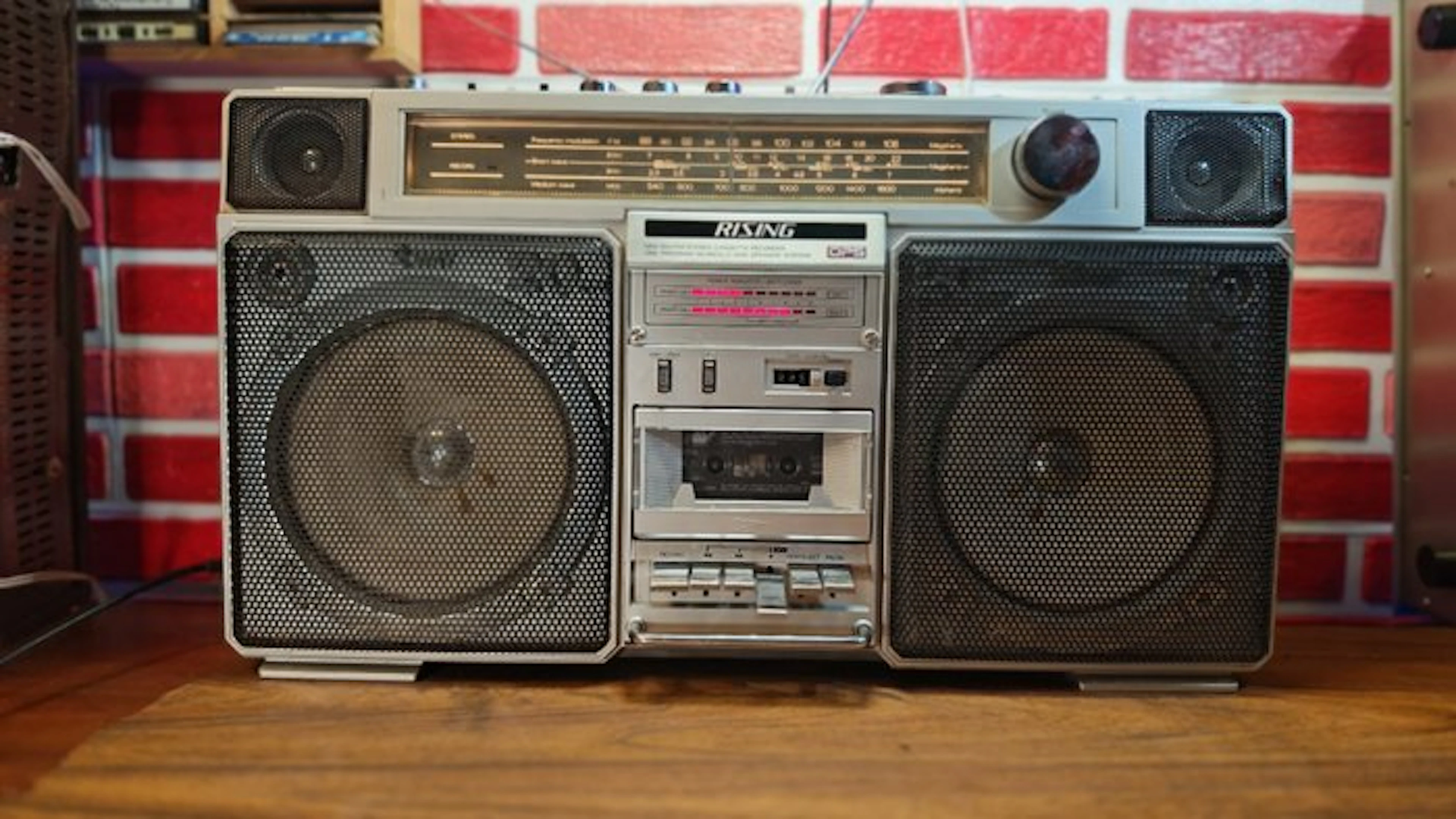 Rising - SRC-2005 Portable cassette player