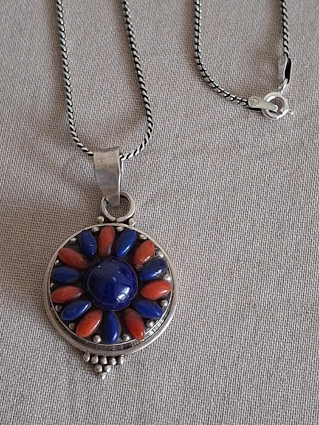 Silver - 2 piece jewellery set