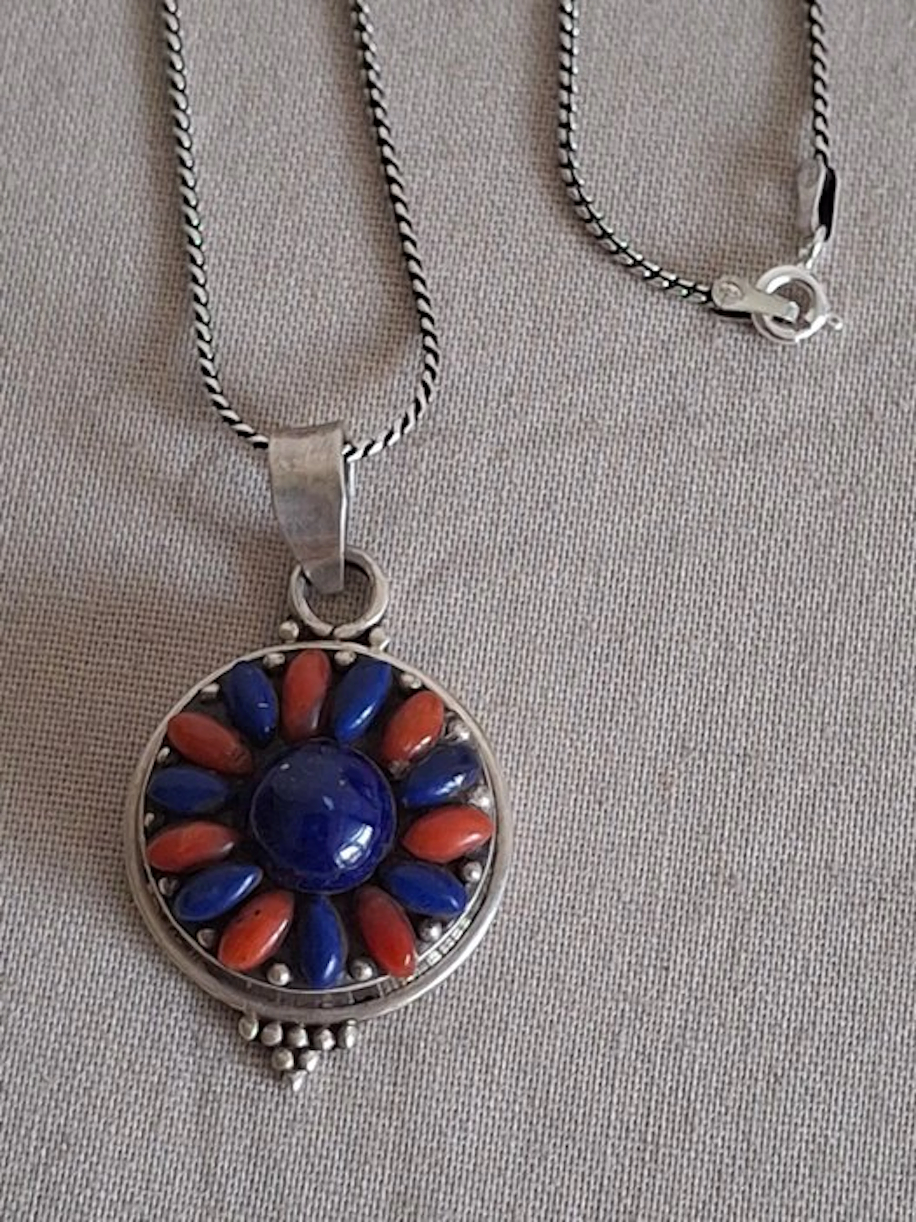 Silver - 2 piece jewellery set