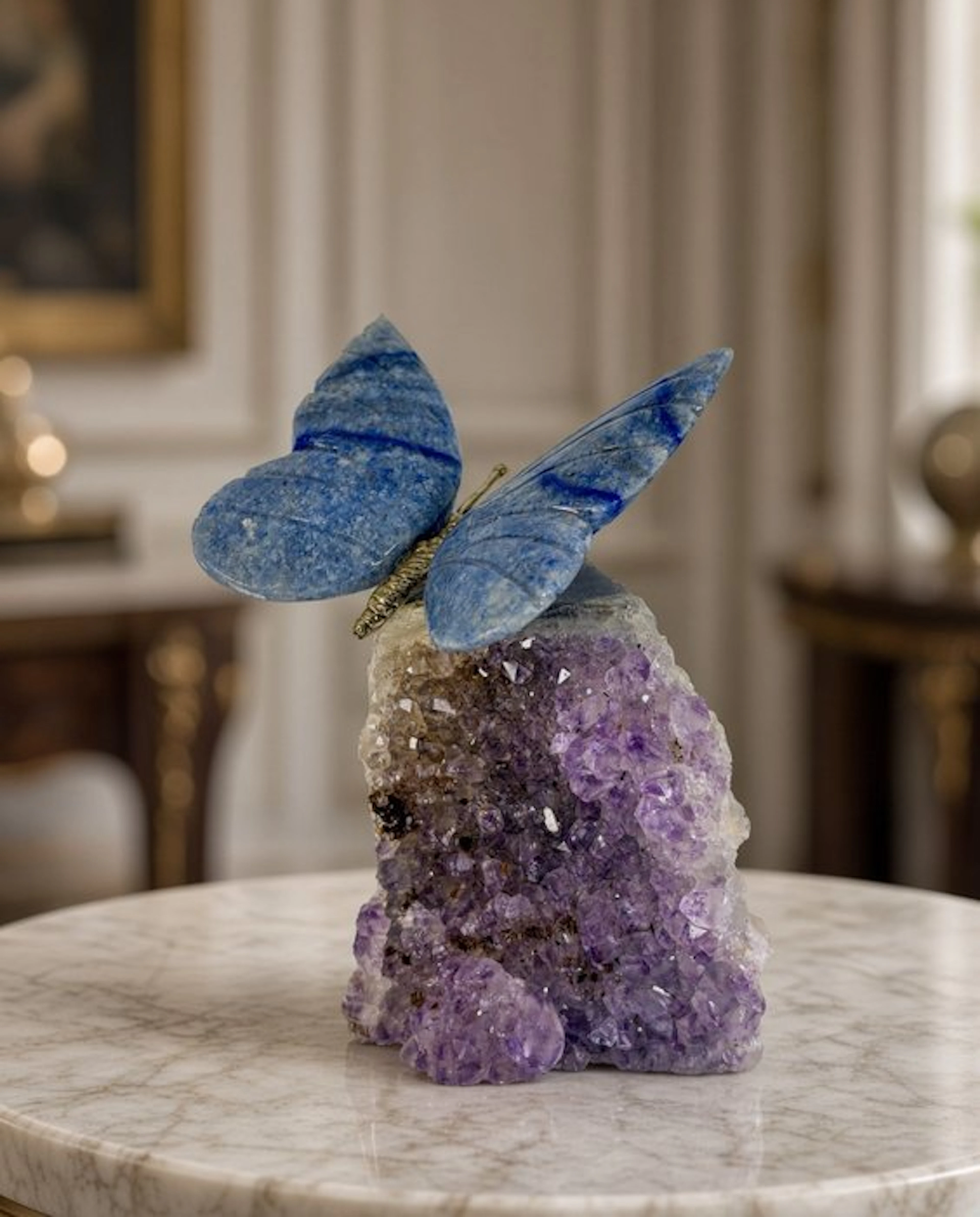 NO RESERVE PRICE - Hand-carved blue natural stone...