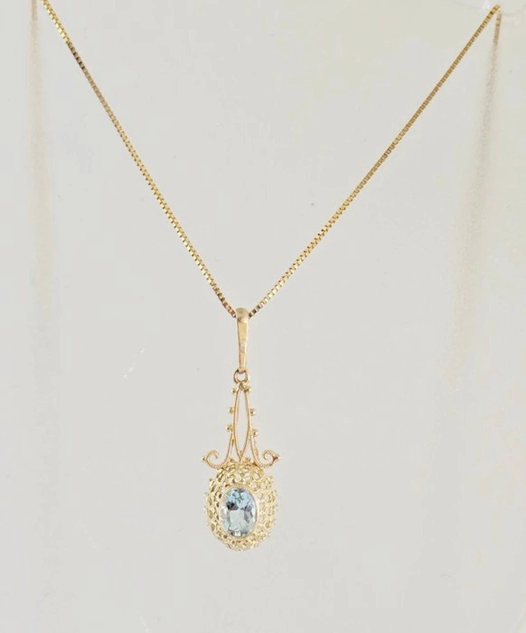 No reserve price - Necklace with pendant - 14 kt. Yellow gold - Topaz gemstone